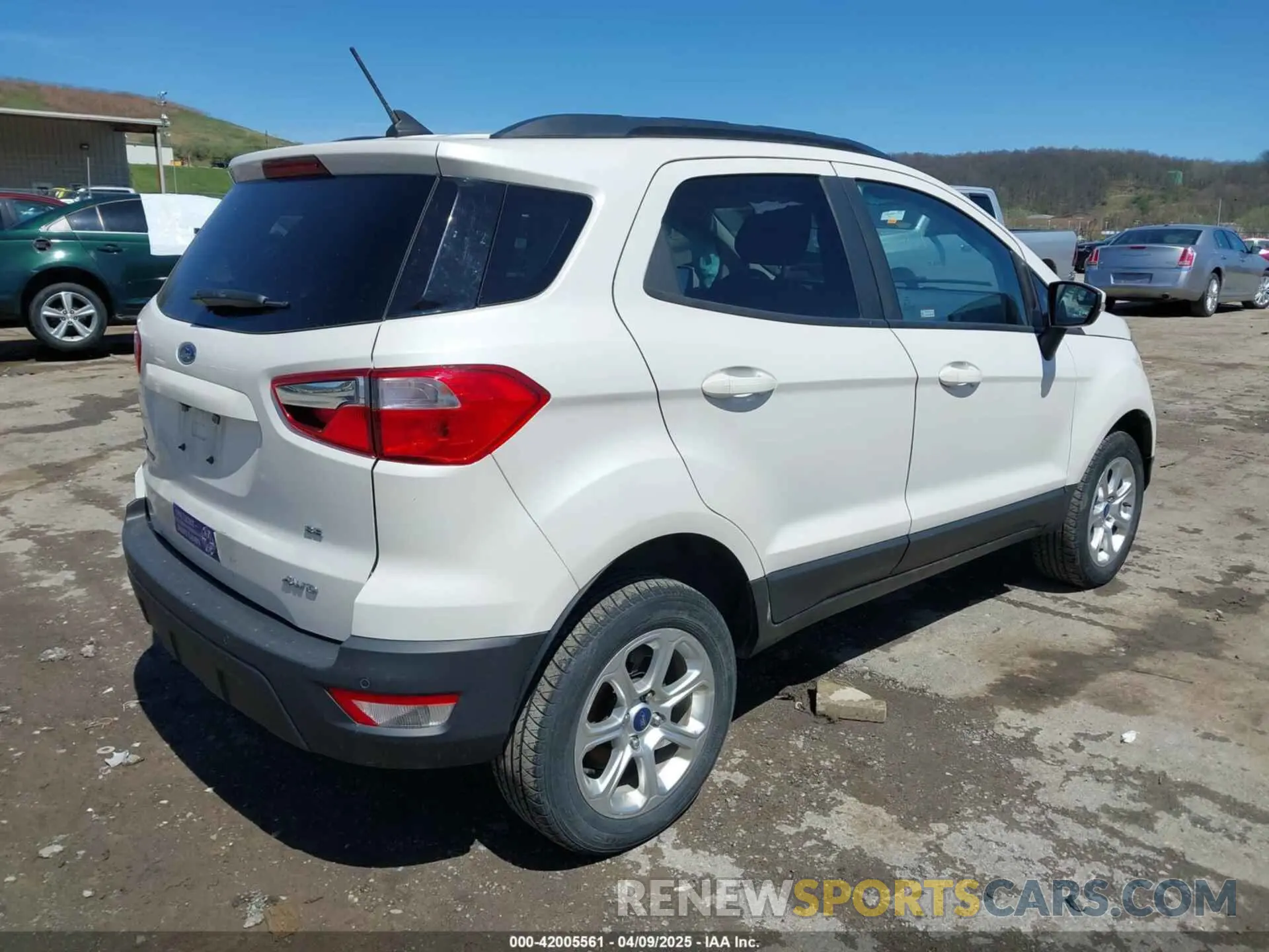 4 fotografías del automóvil dañado MAJ6S3GL6LC335827 FORD ECOSPORT 2020
