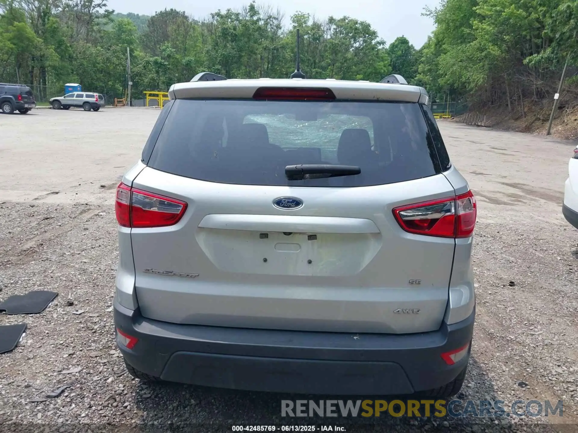 16 fotografías del automóvil dañado MAJ6S3GL6LC343765 FORD ECOSPORT 2020
