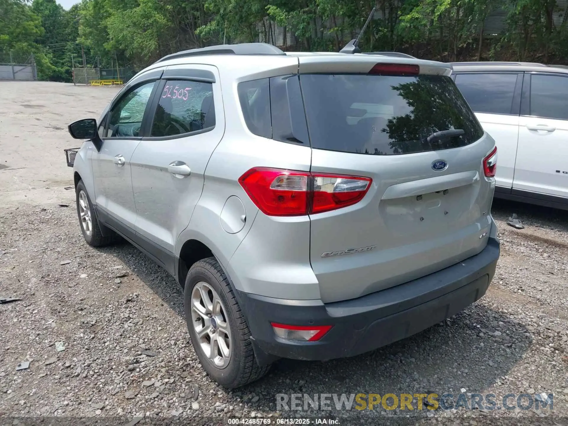 3 fotografías del automóvil dañado MAJ6S3GL6LC343765 FORD ECOSPORT 2020