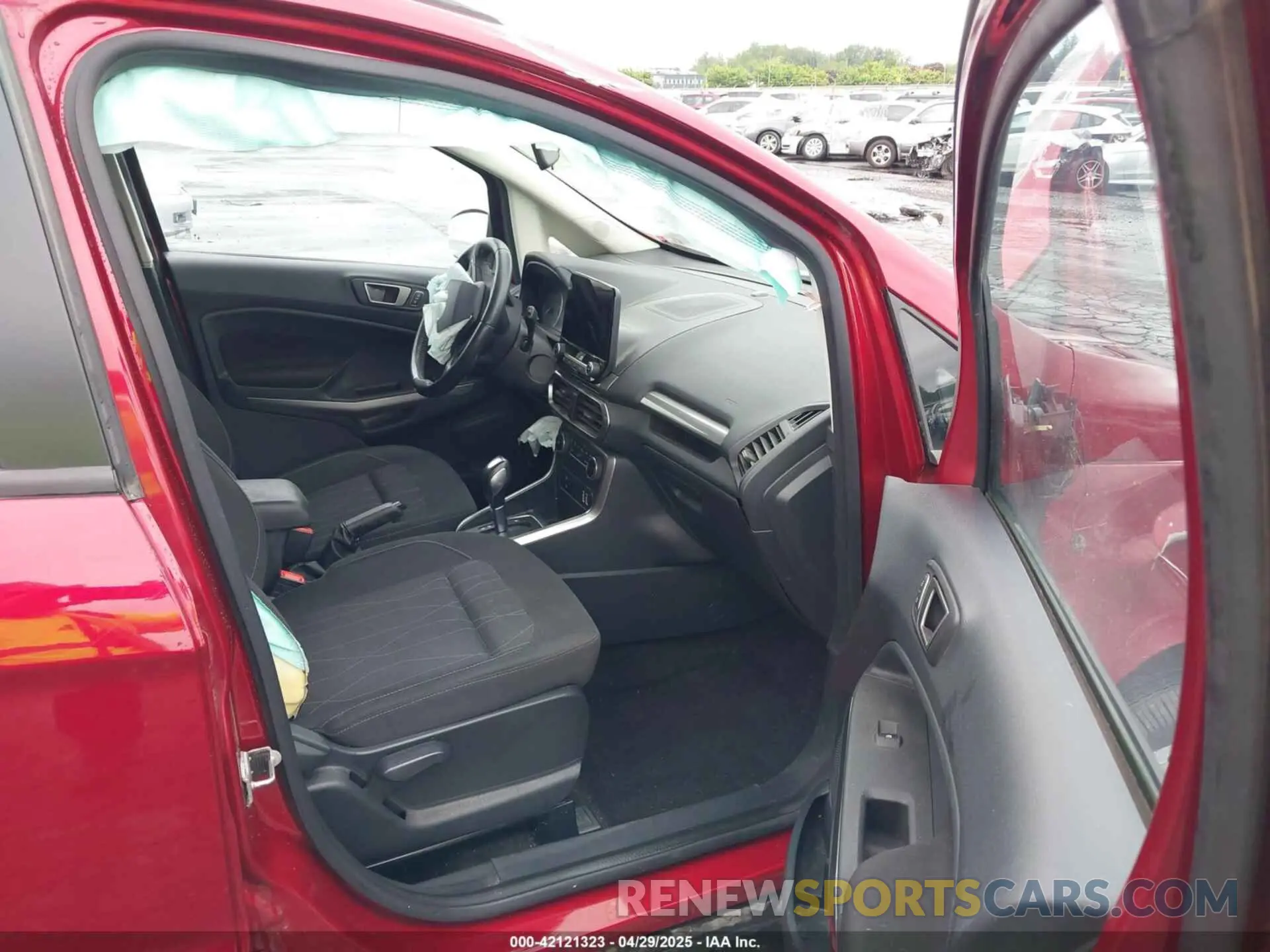 5 fotografías del automóvil dañado MAJ6S3GL6LC356600 FORD ECOSPORT 2020