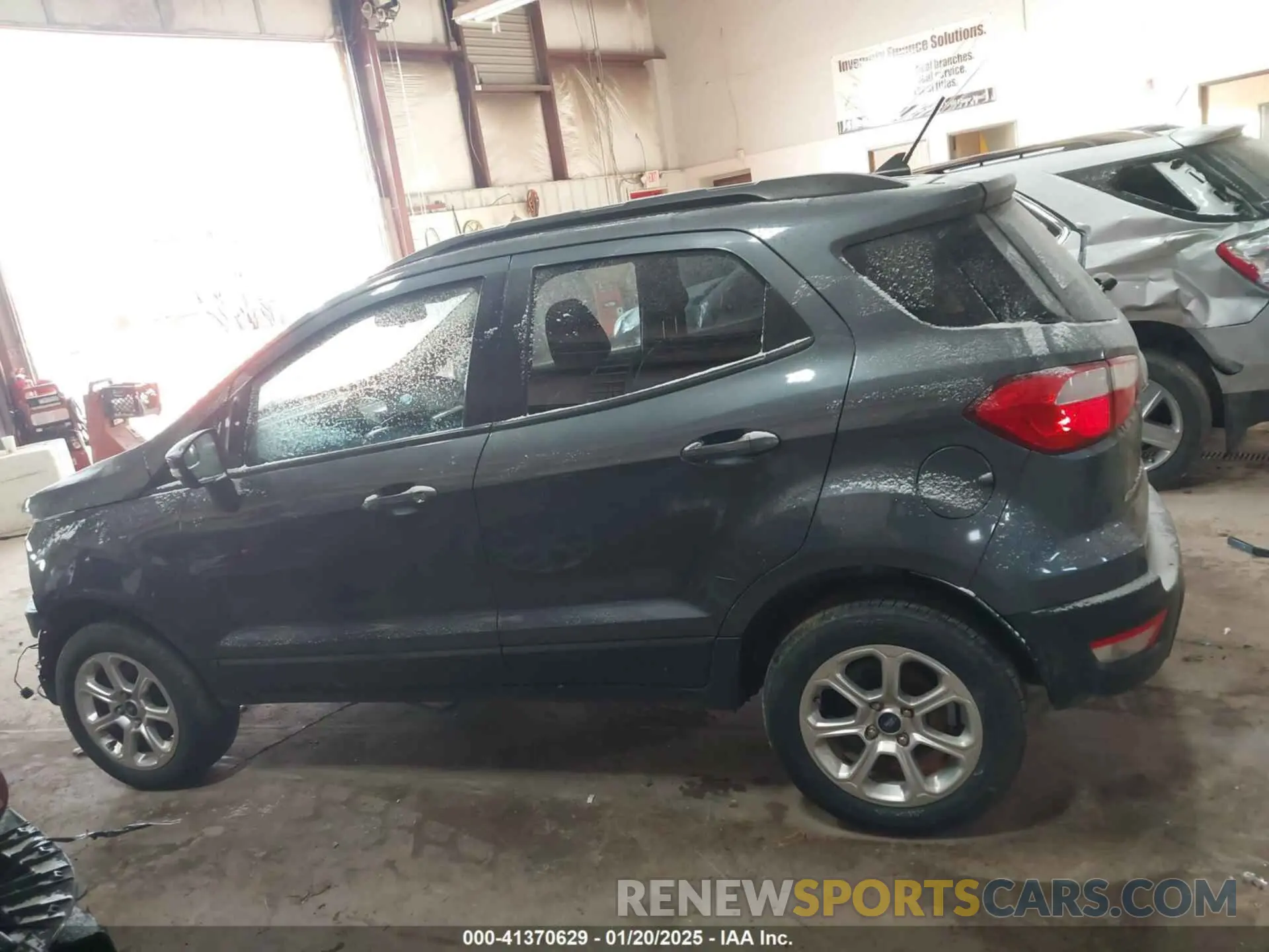 14 fotografías del automóvil dañado MAJ6S3GL8LC345257 FORD ECOSPORT 2020