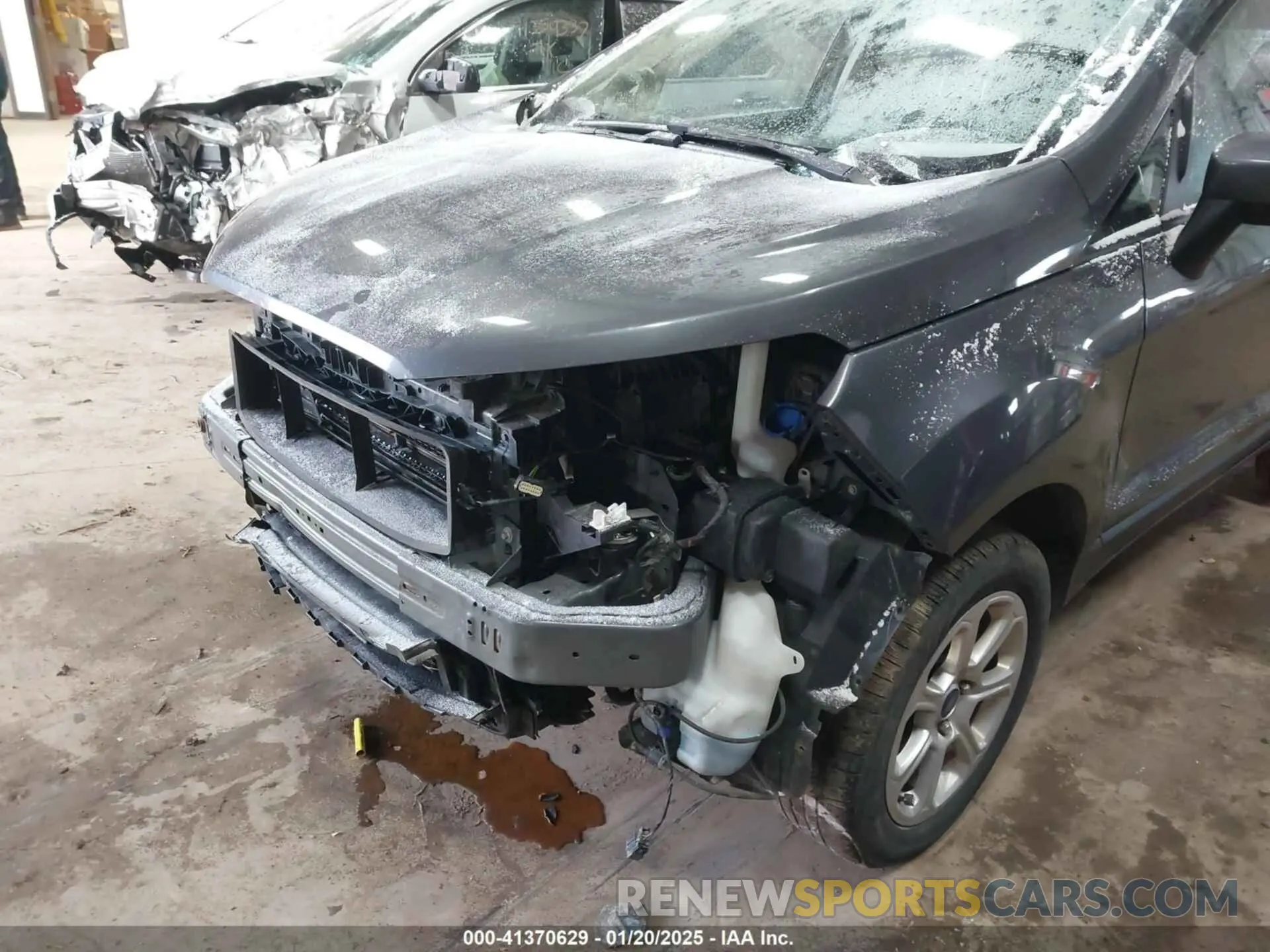 17 fotografías del automóvil dañado MAJ6S3GL8LC345257 FORD ECOSPORT 2020