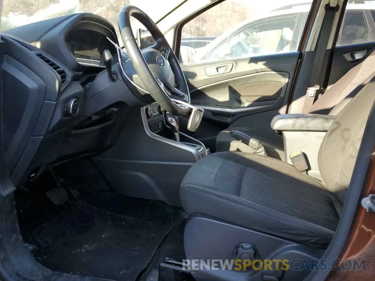 7 fotografías del automóvil dañado MAJ6S3GLXLC317881 FORD ECOSPORT 2020