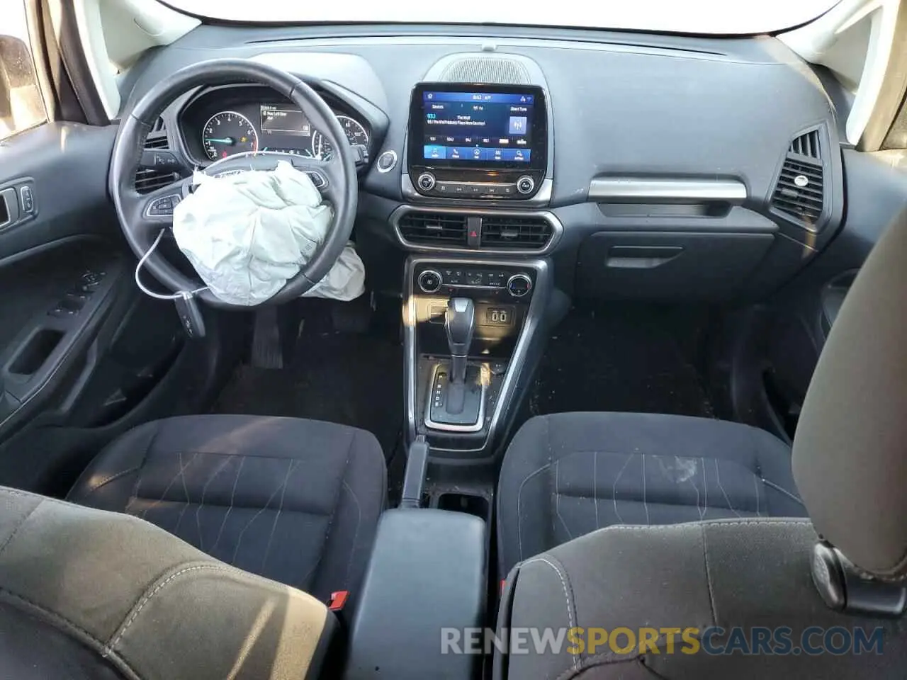 8 fotografías del automóvil dañado MAJ6S3GLXLC341470 FORD ECOSPORT 2020