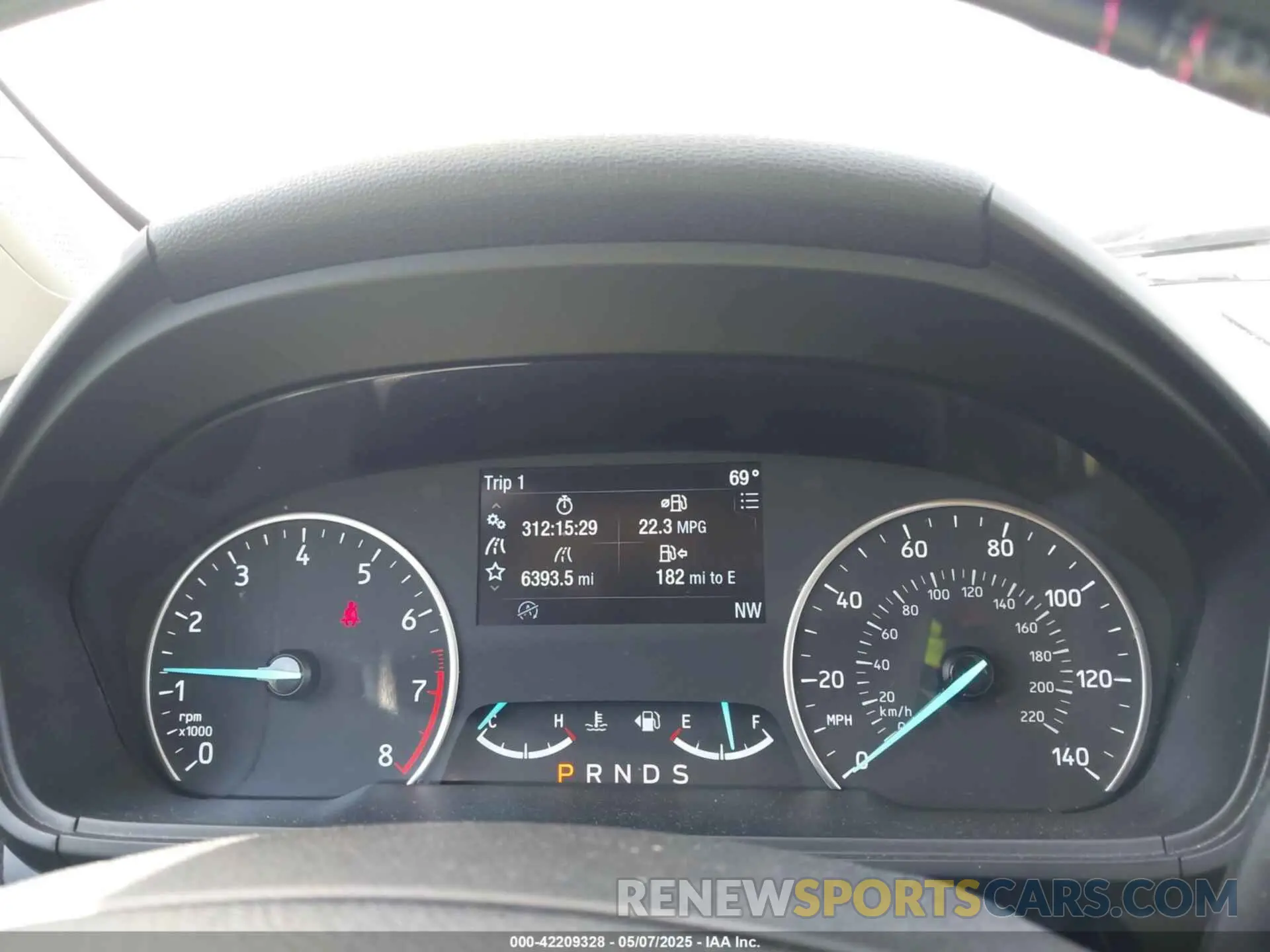 17 fotografías del automóvil dañado MAJ6S3GLXLC367129 FORD ECOSPORT 2020