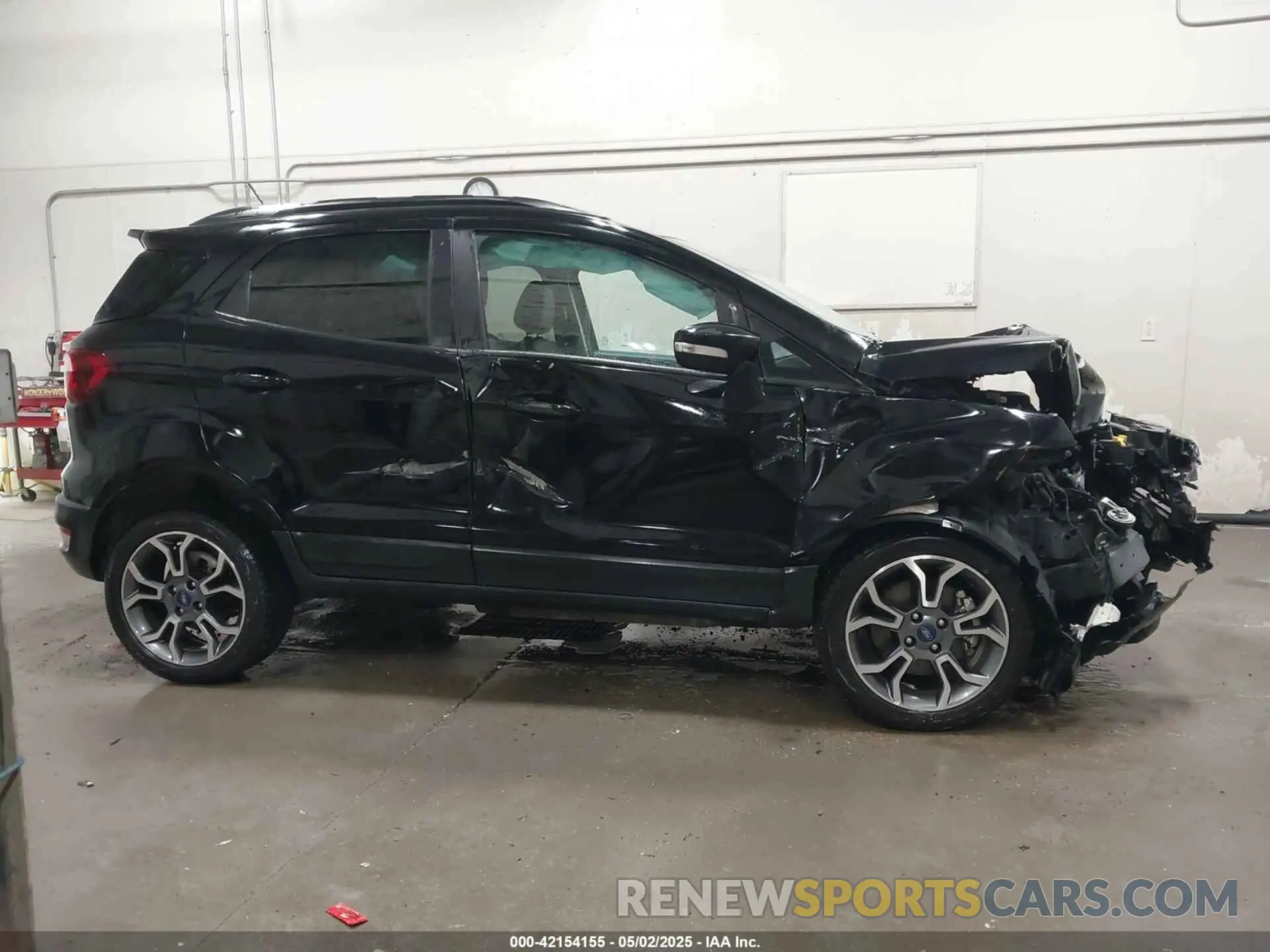 14 fotografías del automóvil dañado MAJ6S3JL5LC360565 FORD ECOSPORT 2020