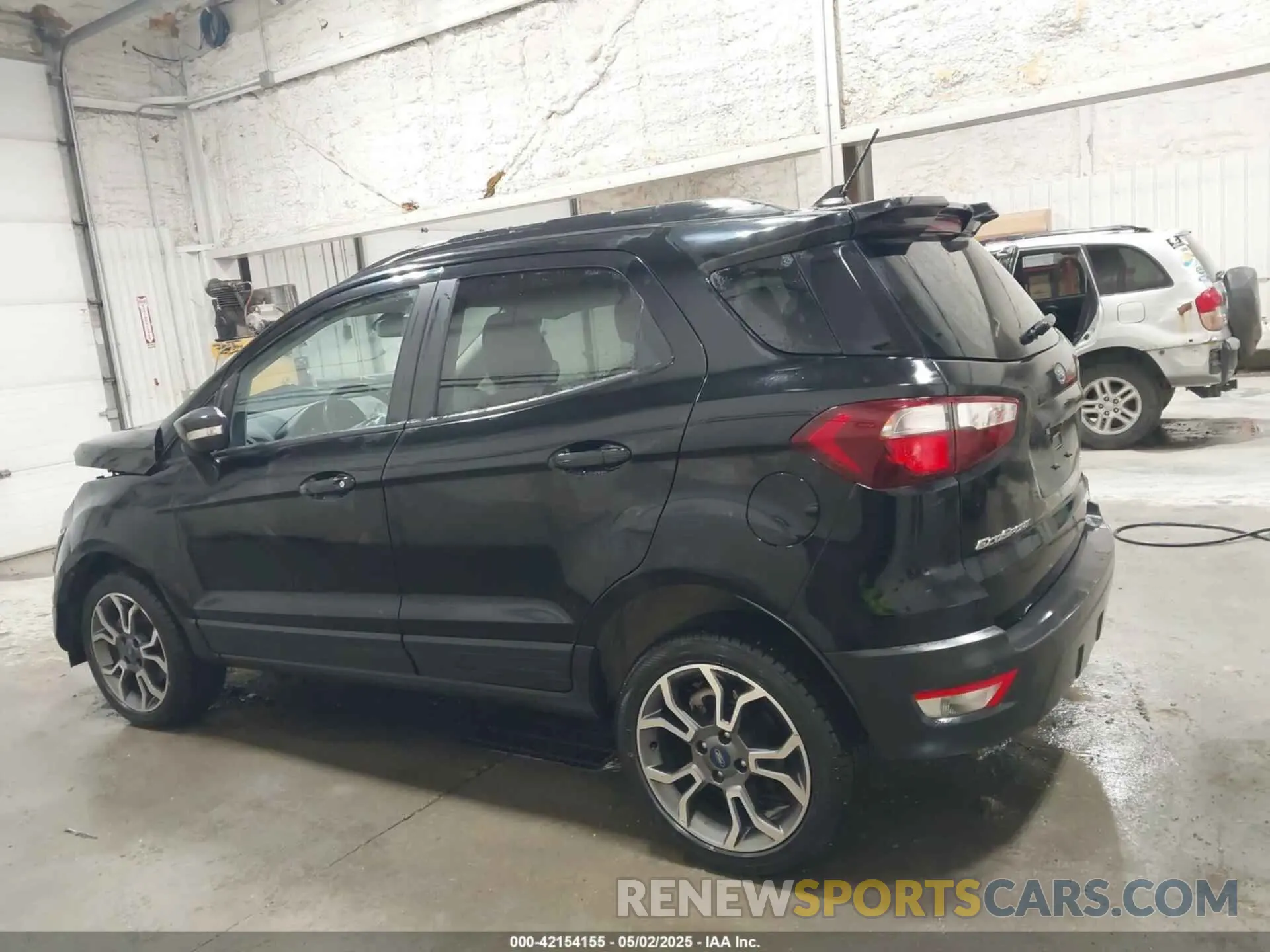 15 fotografías del automóvil dañado MAJ6S3JL5LC360565 FORD ECOSPORT 2020