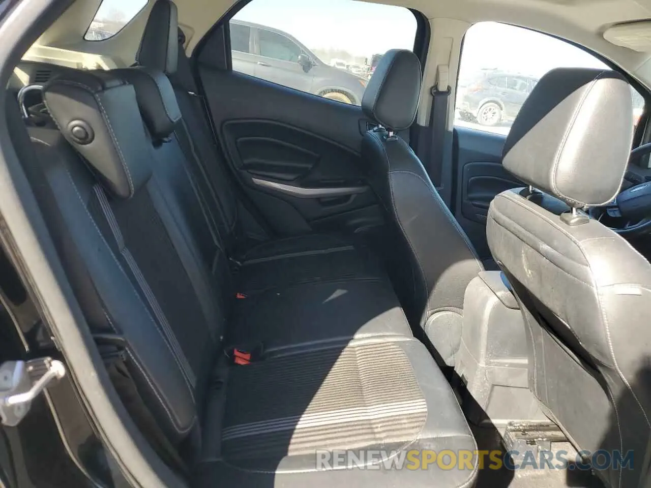 12 fotografías del automóvil dañado MAJ6S3JL6LC350241 FORD ECOSPORT 2020