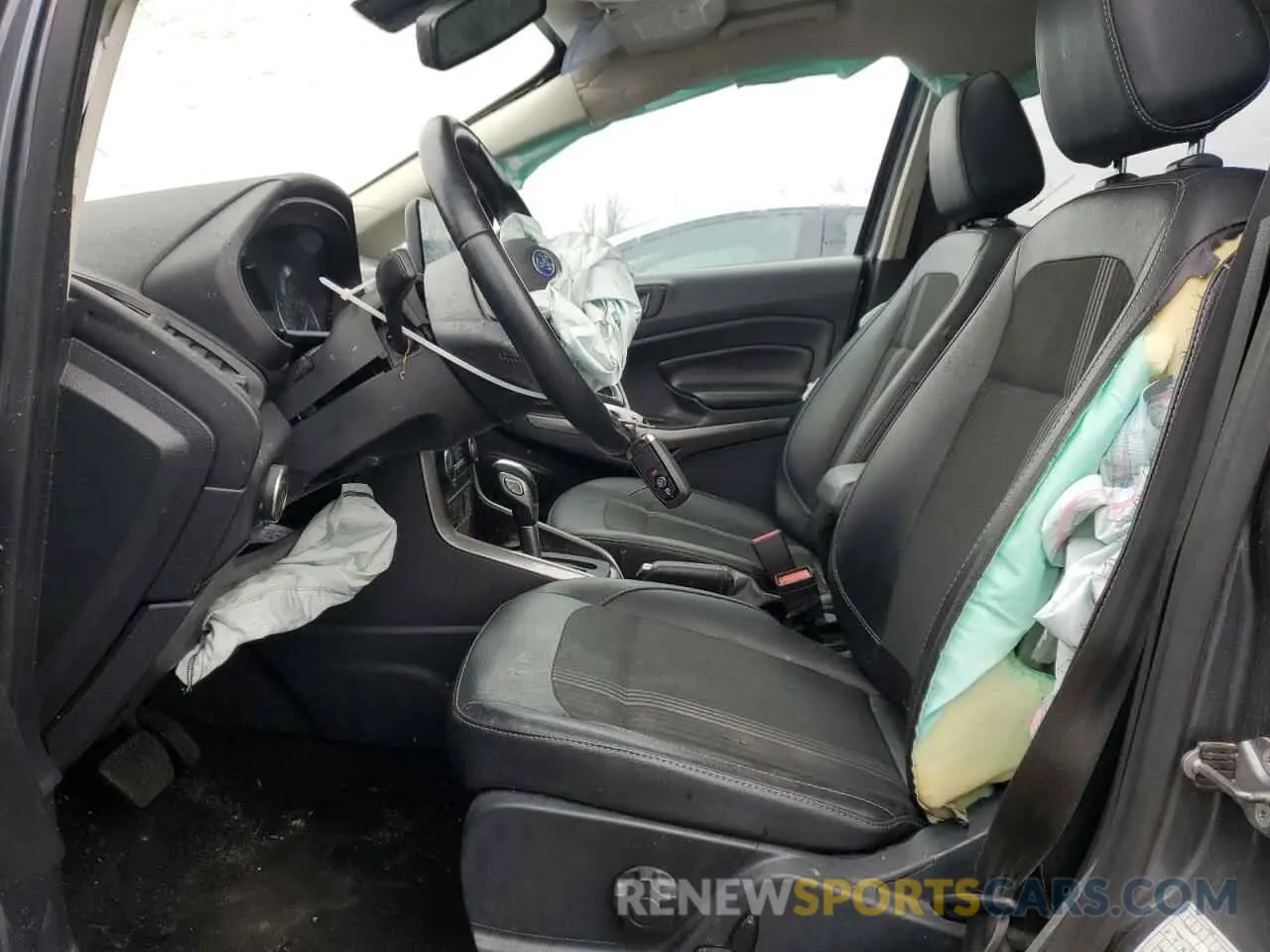 7 fotografías del automóvil dañado MAJ6S3JL9LC346068 FORD ECOSPORT 2020