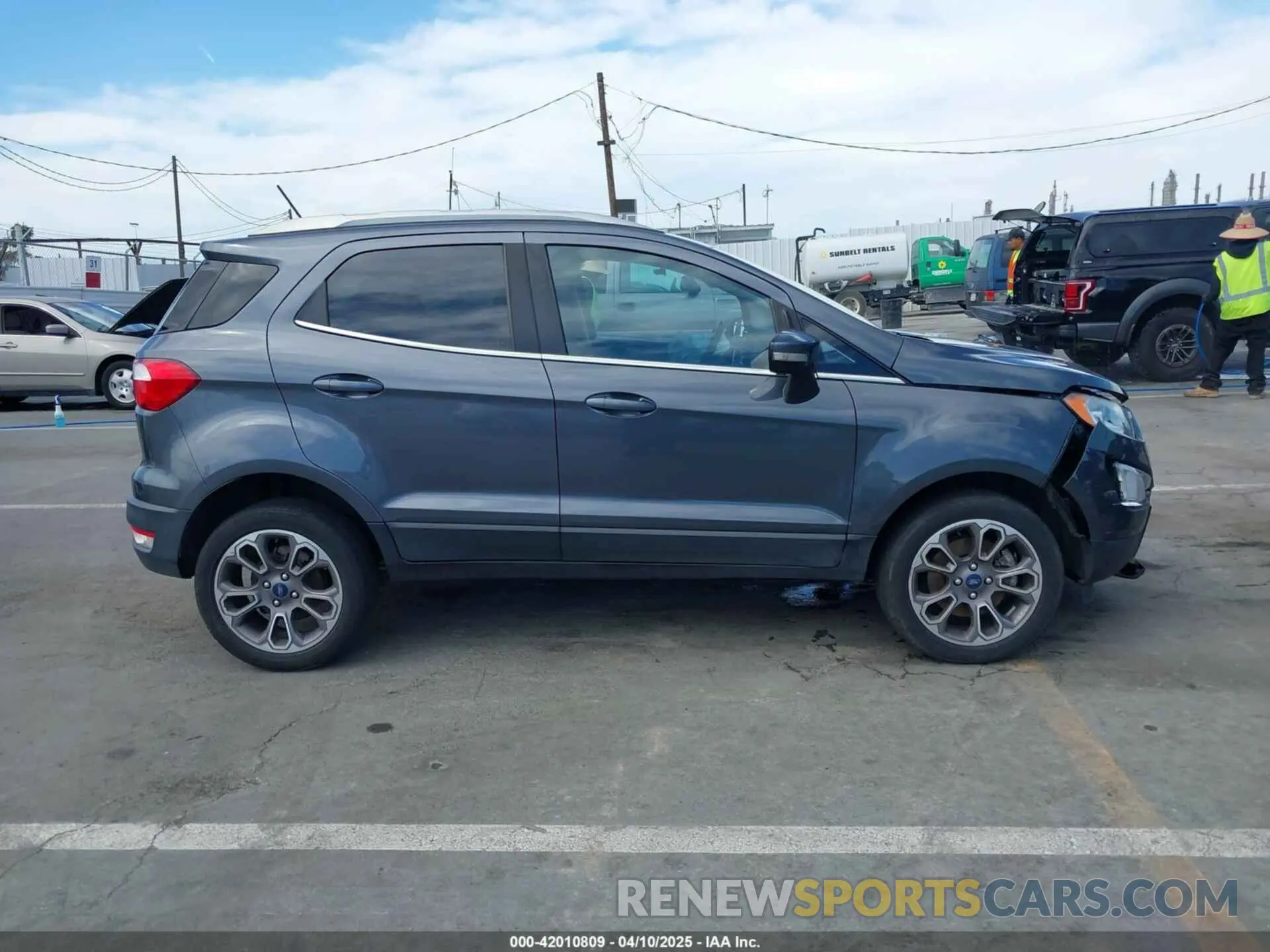 13 fotografías del automóvil dañado MAJ6S3KL3LC364662 FORD ECOSPORT 2020