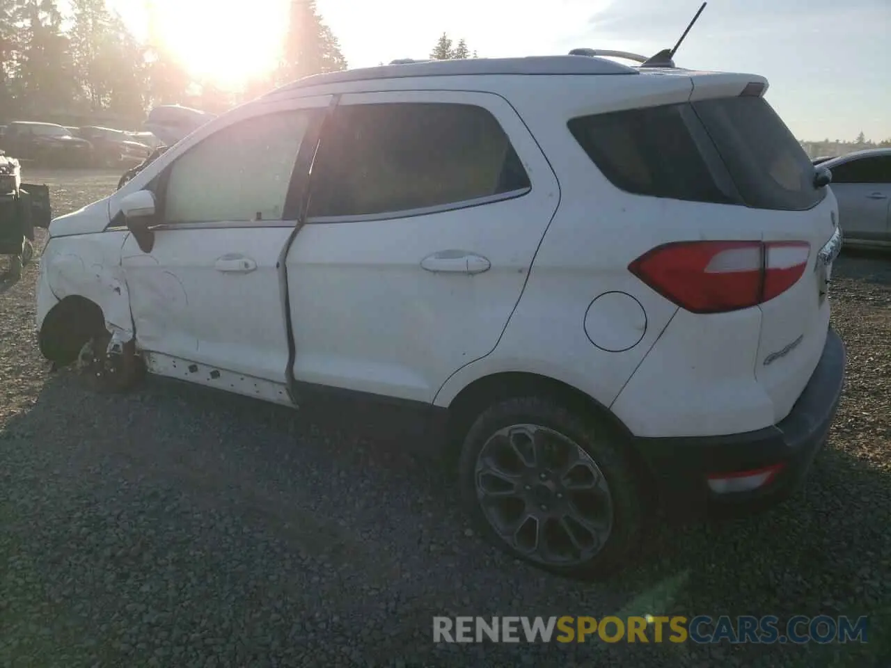 2 fotografías del automóvil dañado MAJ6S3KL4LC317091 FORD ECOSPORT 2020