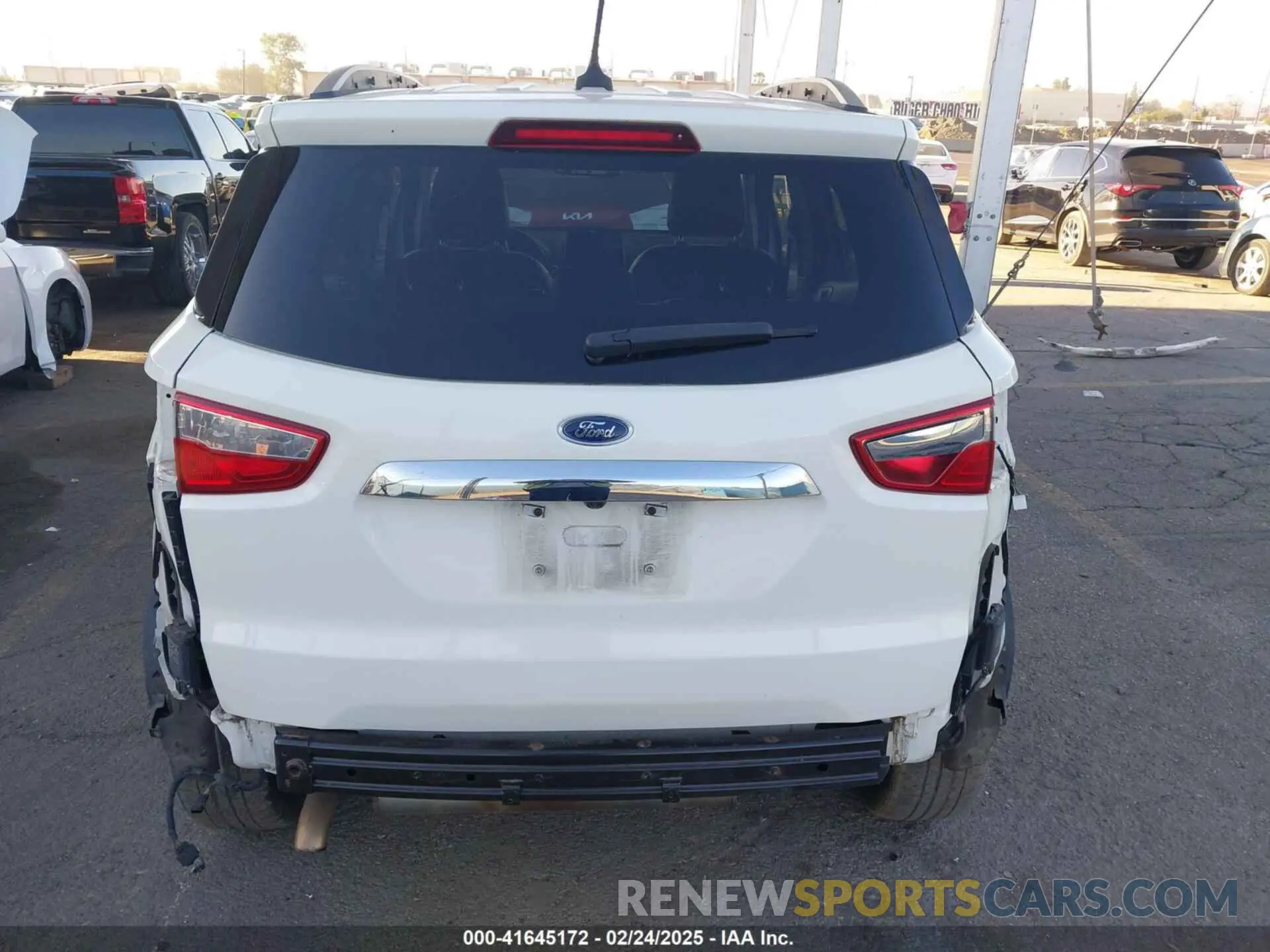 17 fotografías del automóvil dañado MAJ6S3KL4LC362340 FORD ECOSPORT 2020