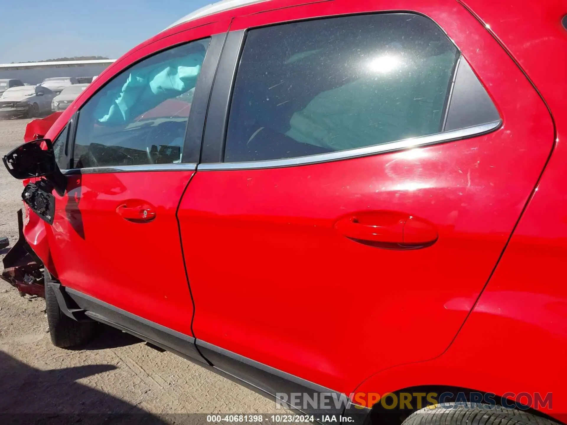 14 fotografías del automóvil dañado MAJ6S3KL8LC361725 FORD ECOSPORT 2020