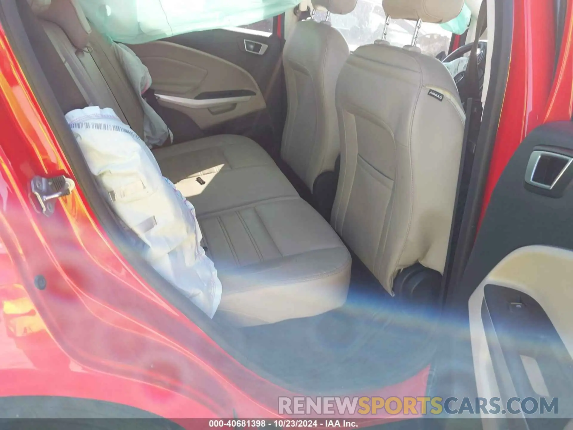 8 fotografías del automóvil dañado MAJ6S3KL8LC361725 FORD ECOSPORT 2020
