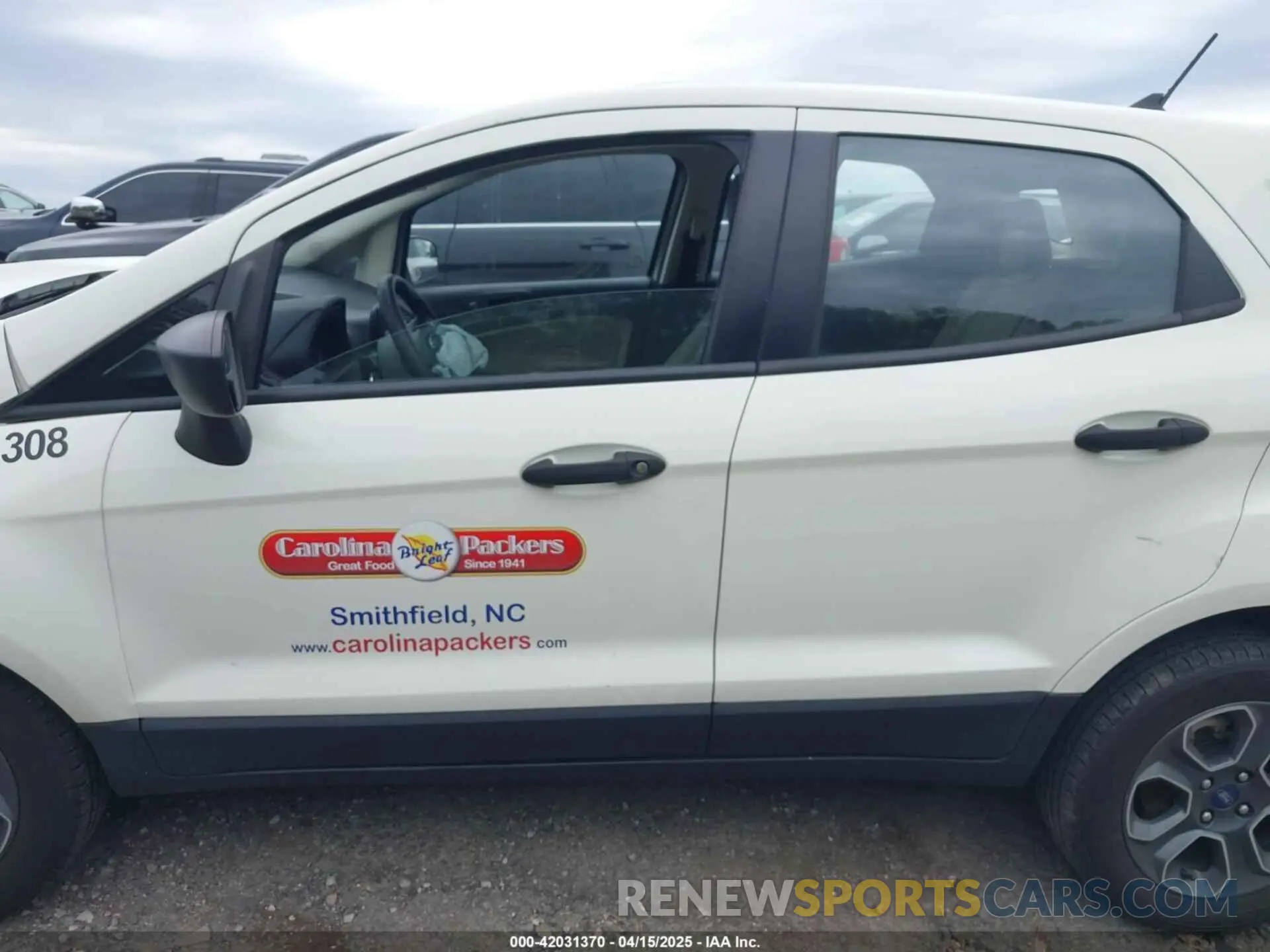 14 fotografías del automóvil dañado MAJ3S2FE1MC438364 FORD ECOSPORT 2021