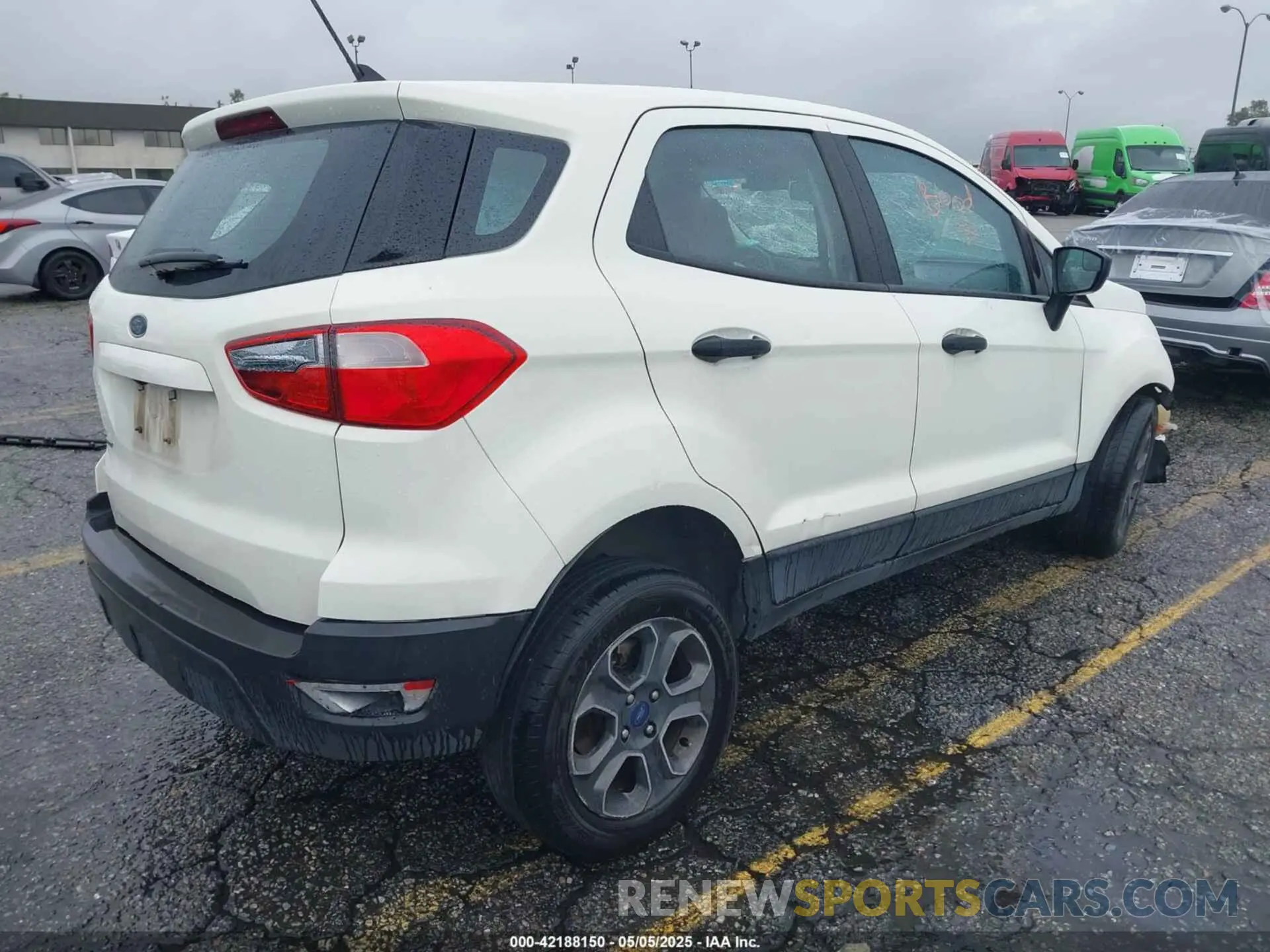 4 fotografías del automóvil dañado MAJ3S2FE2MC435361 FORD ECOSPORT 2021