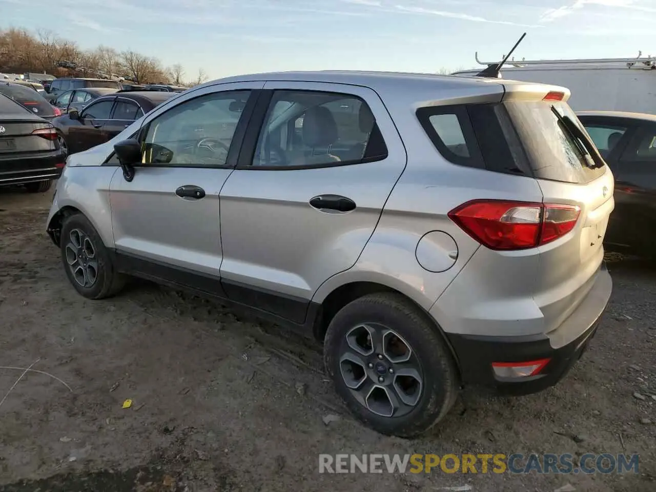 2 fotografías del automóvil dañado MAJ3S2FE3MC438625 FORD ECOSPORT 2021
