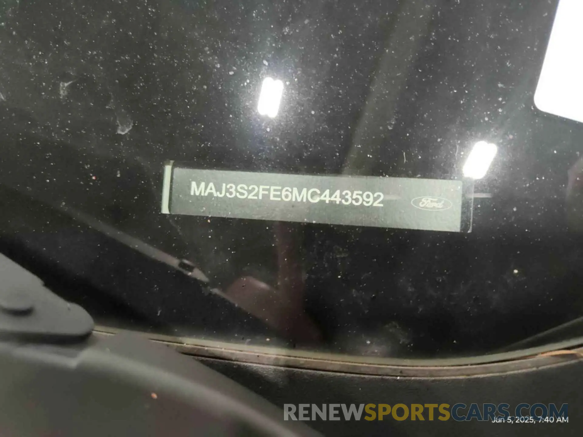14 fotografías del automóvil dañado MAJ3S2FE6MC443592 FORD ECOSPORT 2021