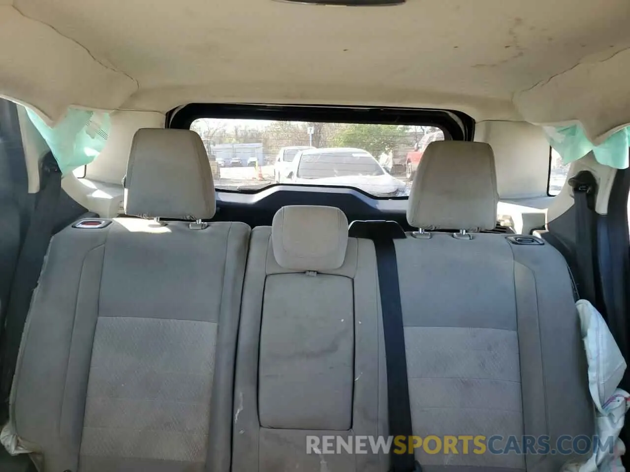 10 fotografías del automóvil dañado MAJ3S2FE7MC399215 FORD ECOSPORT 2021