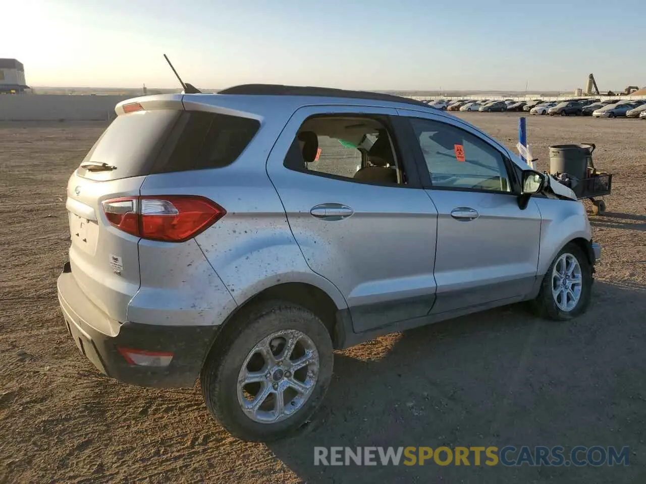 3 fotografías del automóvil dañado MAJ3S2GE0MC407041 FORD ECOSPORT 2021