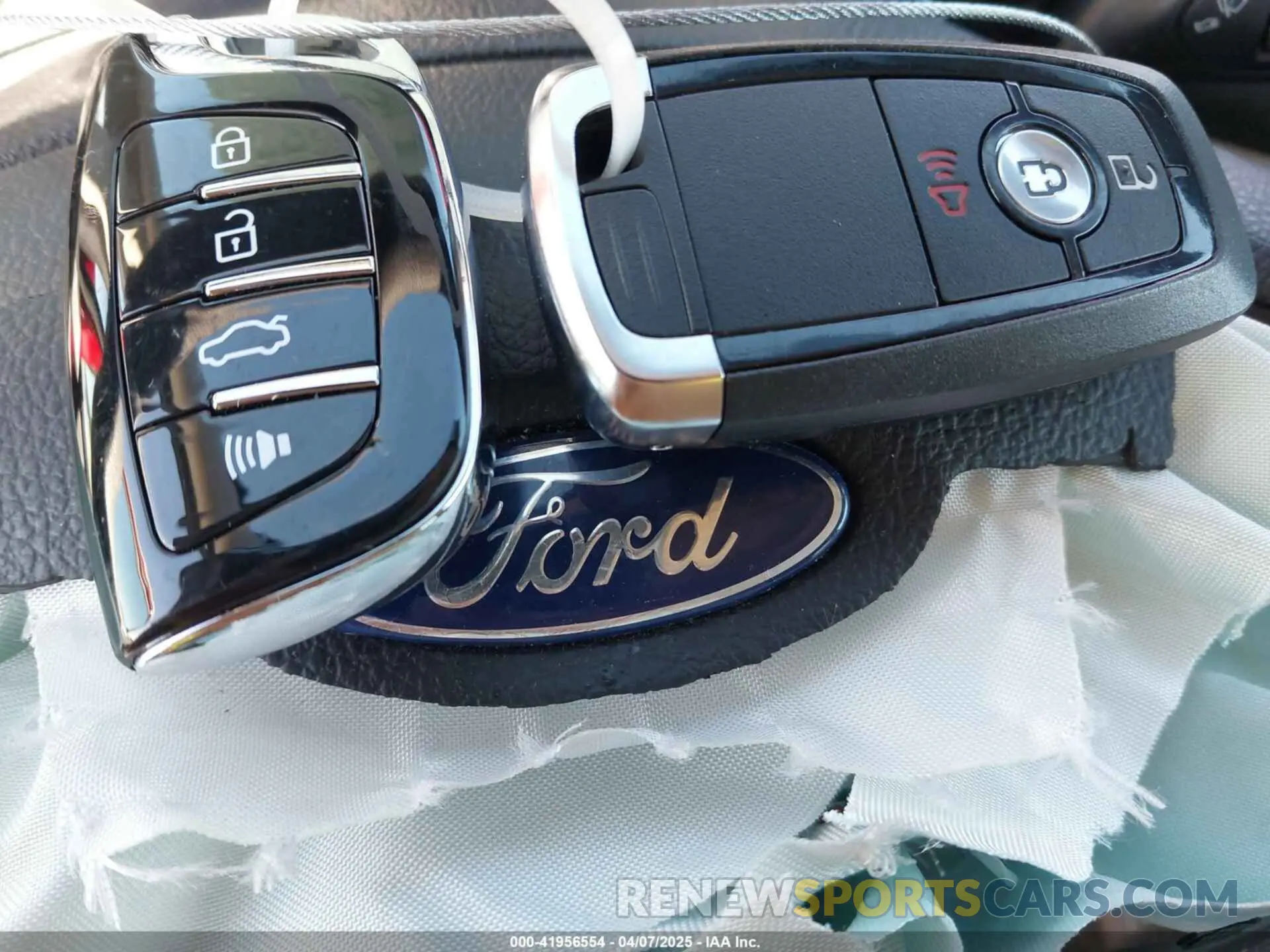 11 fotografías del automóvil dañado MAJ3S2GE0MC456479 FORD ECOSPORT 2021
