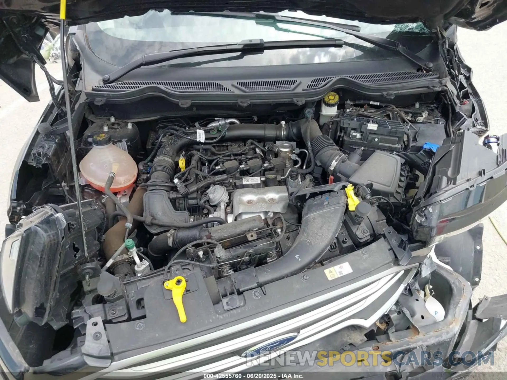 10 fotografías del automóvil dañado MAJ3S2GE1MC400373 FORD ECOSPORT 2021