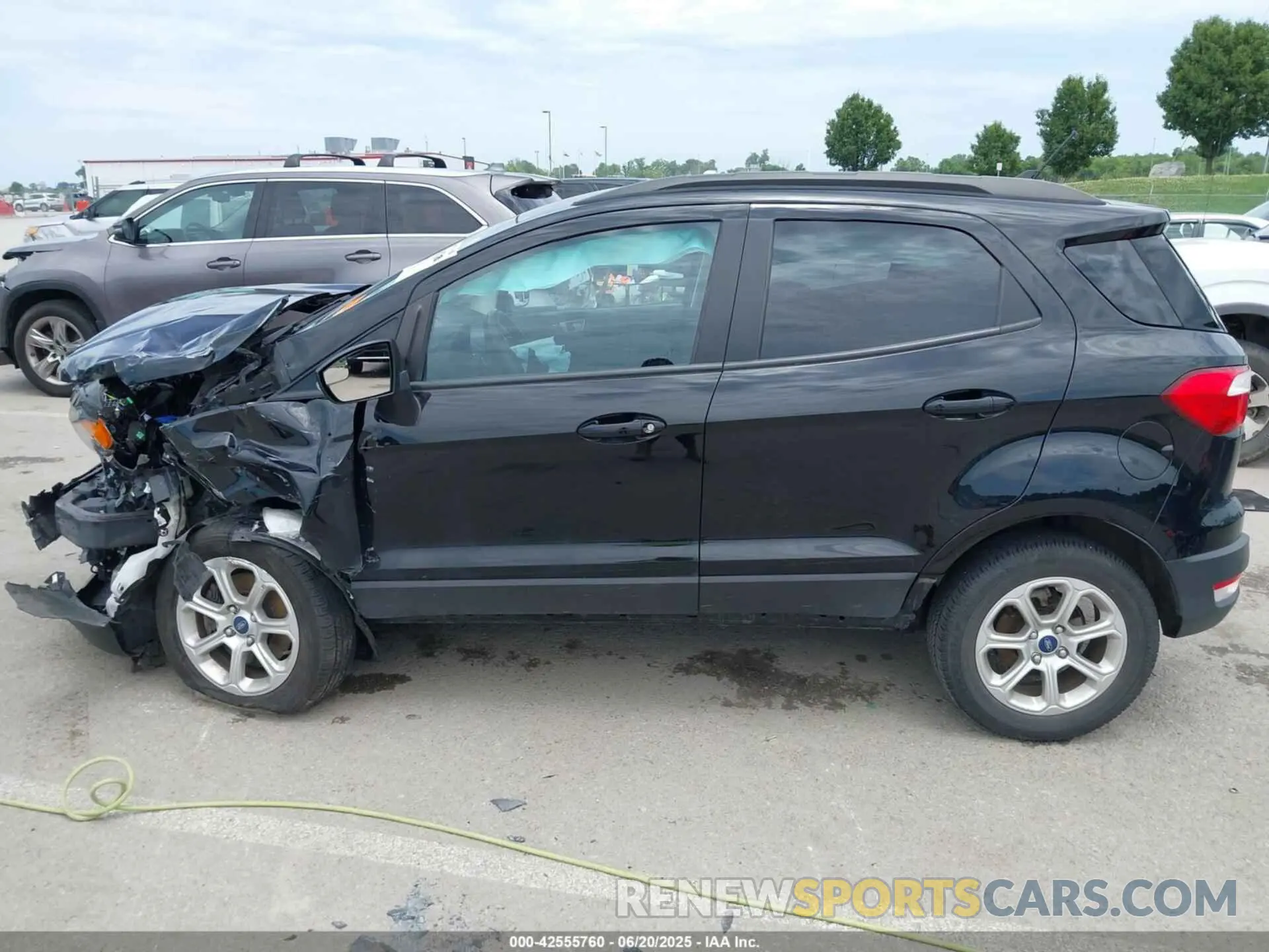 13 fotografías del automóvil dañado MAJ3S2GE1MC400373 FORD ECOSPORT 2021