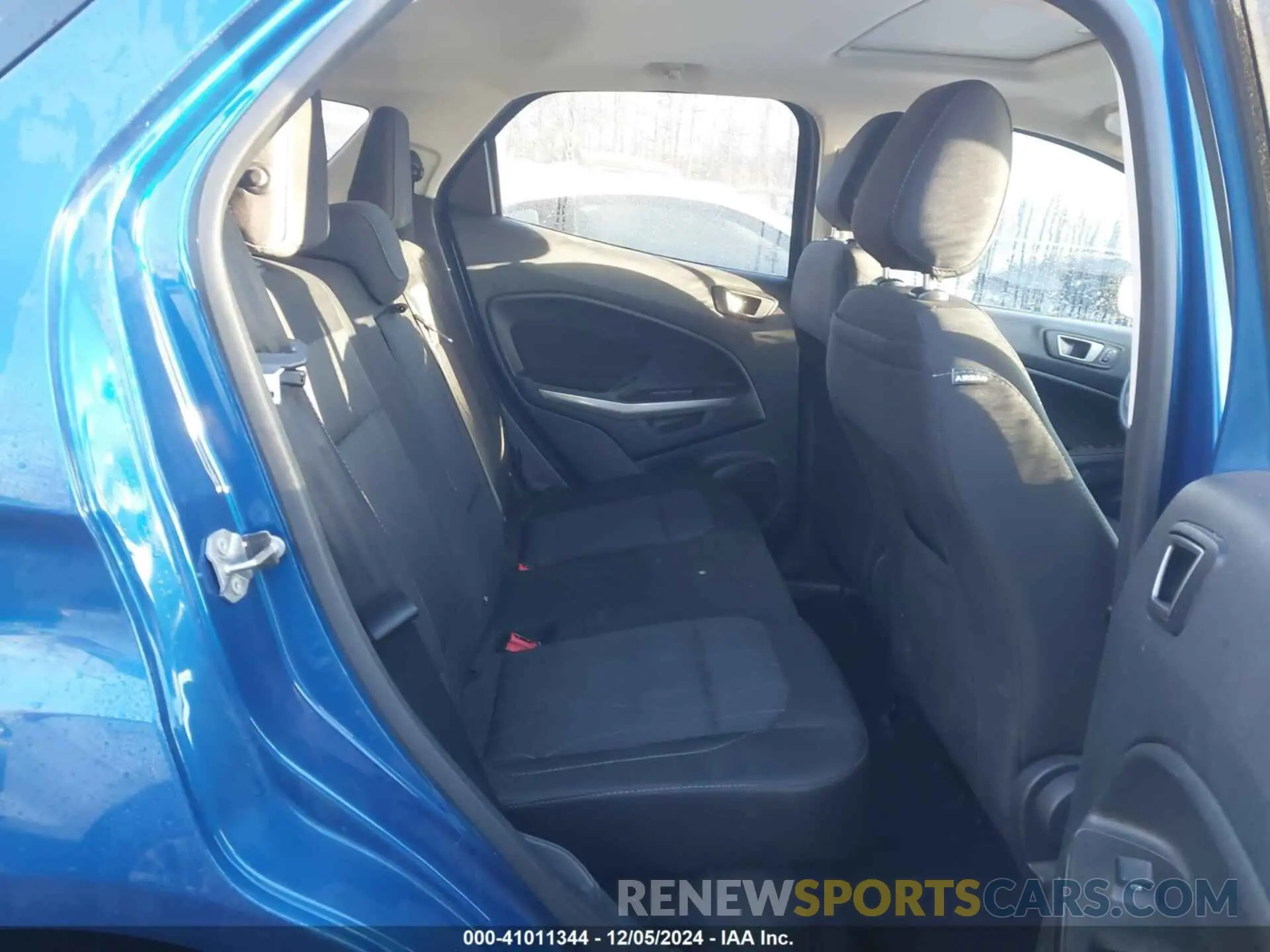 8 fotografías del automóvil dañado MAJ3S2GE1MC436841 FORD ECOSPORT 2021