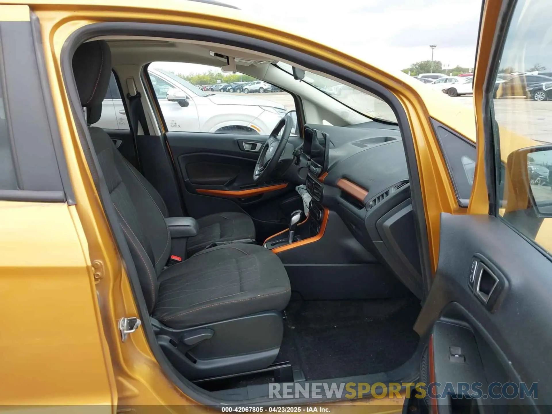 5 fotografías del automóvil dañado MAJ3S2GE1MC451677 FORD ECOSPORT 2021