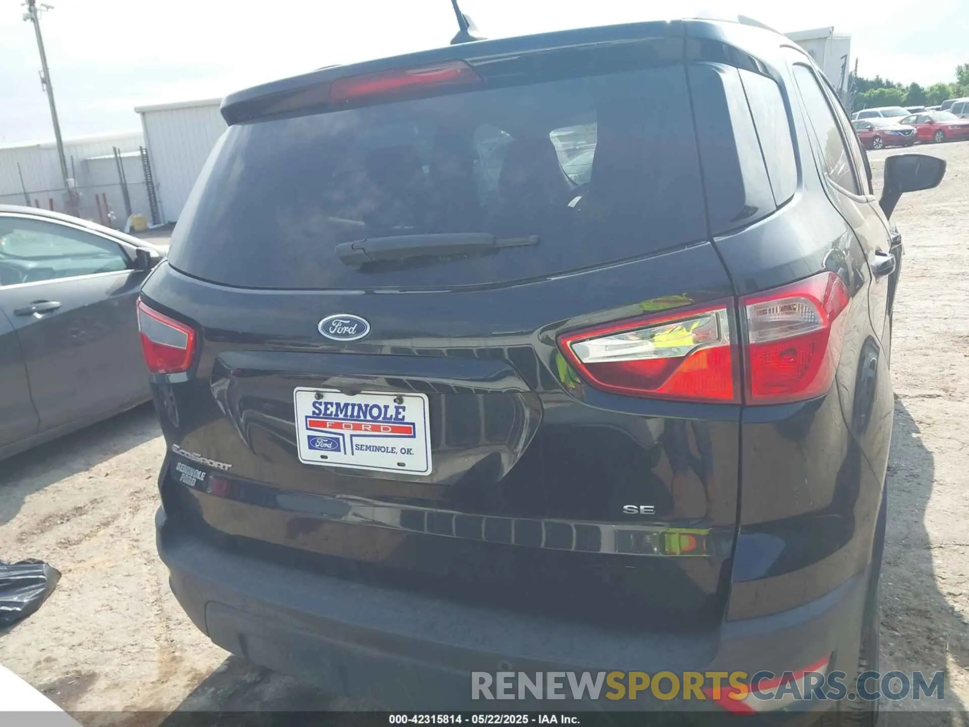 17 fotografías del automóvil dañado MAJ3S2GE2MC397435 FORD ECOSPORT 2021