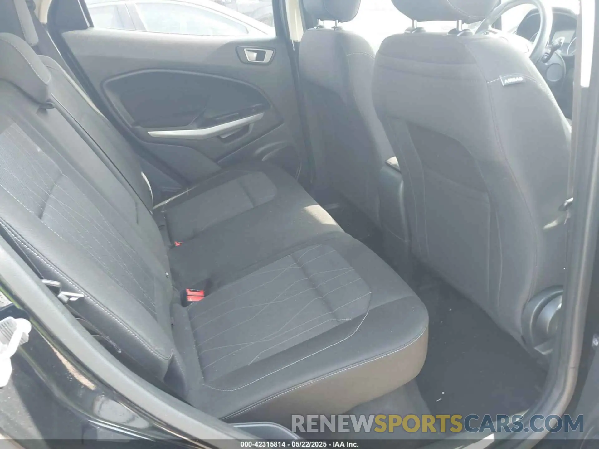 8 fotografías del automóvil dañado MAJ3S2GE2MC397435 FORD ECOSPORT 2021