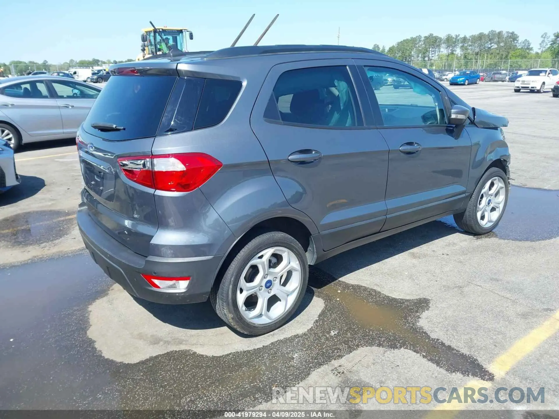 4 fotografías del automóvil dañado MAJ3S2GE2MC399458 FORD ECOSPORT 2021