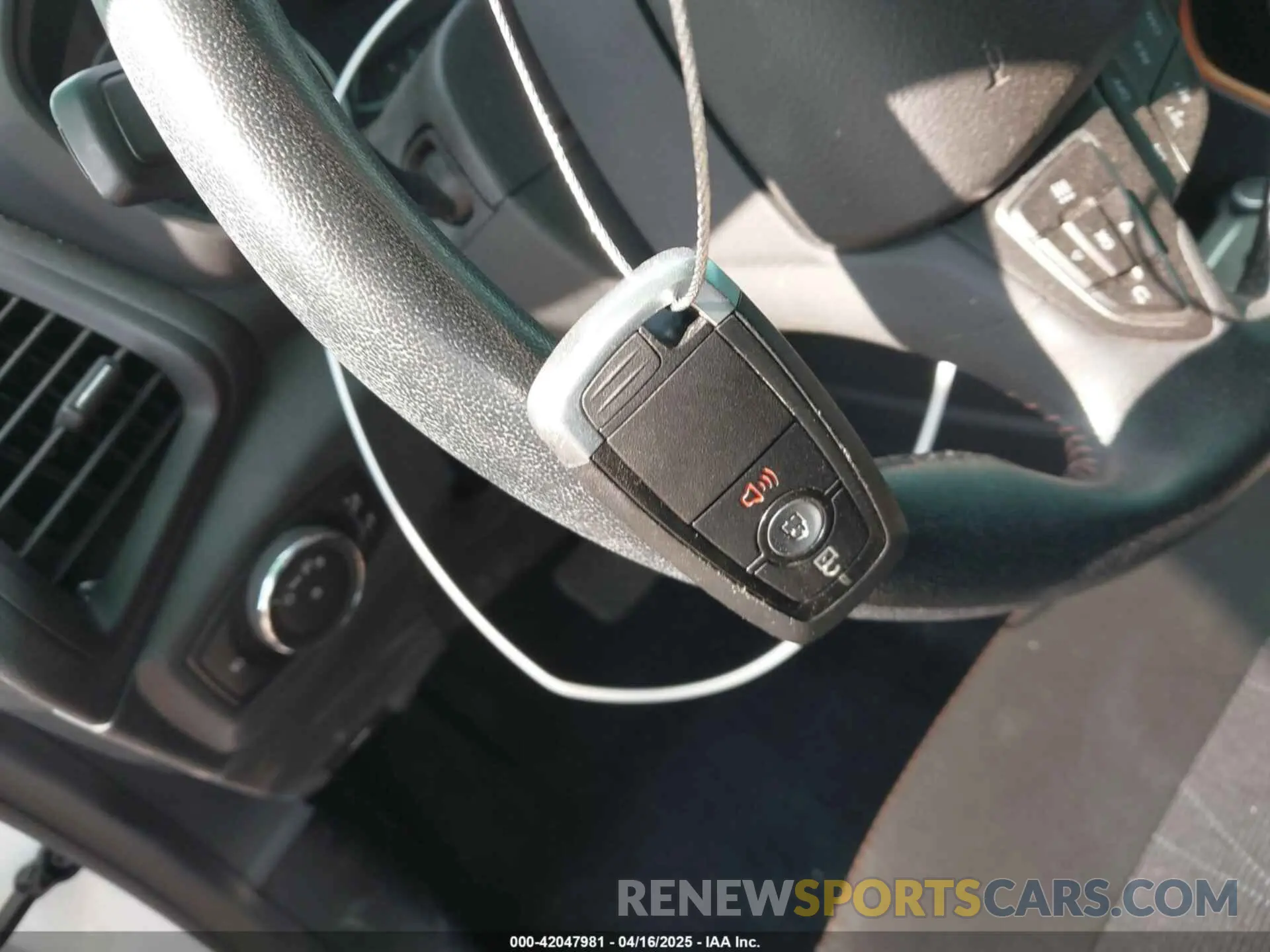 11 fotografías del automóvil dañado MAJ3S2GE2MC439943 FORD ECOSPORT 2021