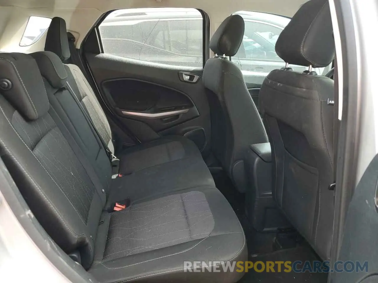 11 fotografías del automóvil dañado MAJ3S2GE2MC445273 FORD ECOSPORT 2021