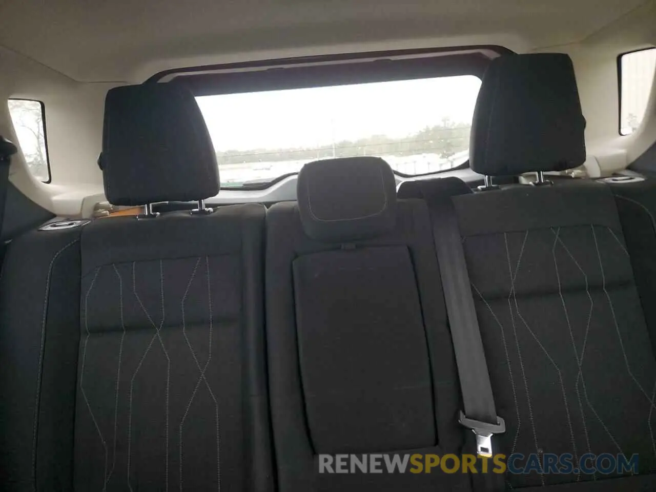 10 fotografías del automóvil dañado MAJ3S2GE2MC447542 FORD ECOSPORT 2021