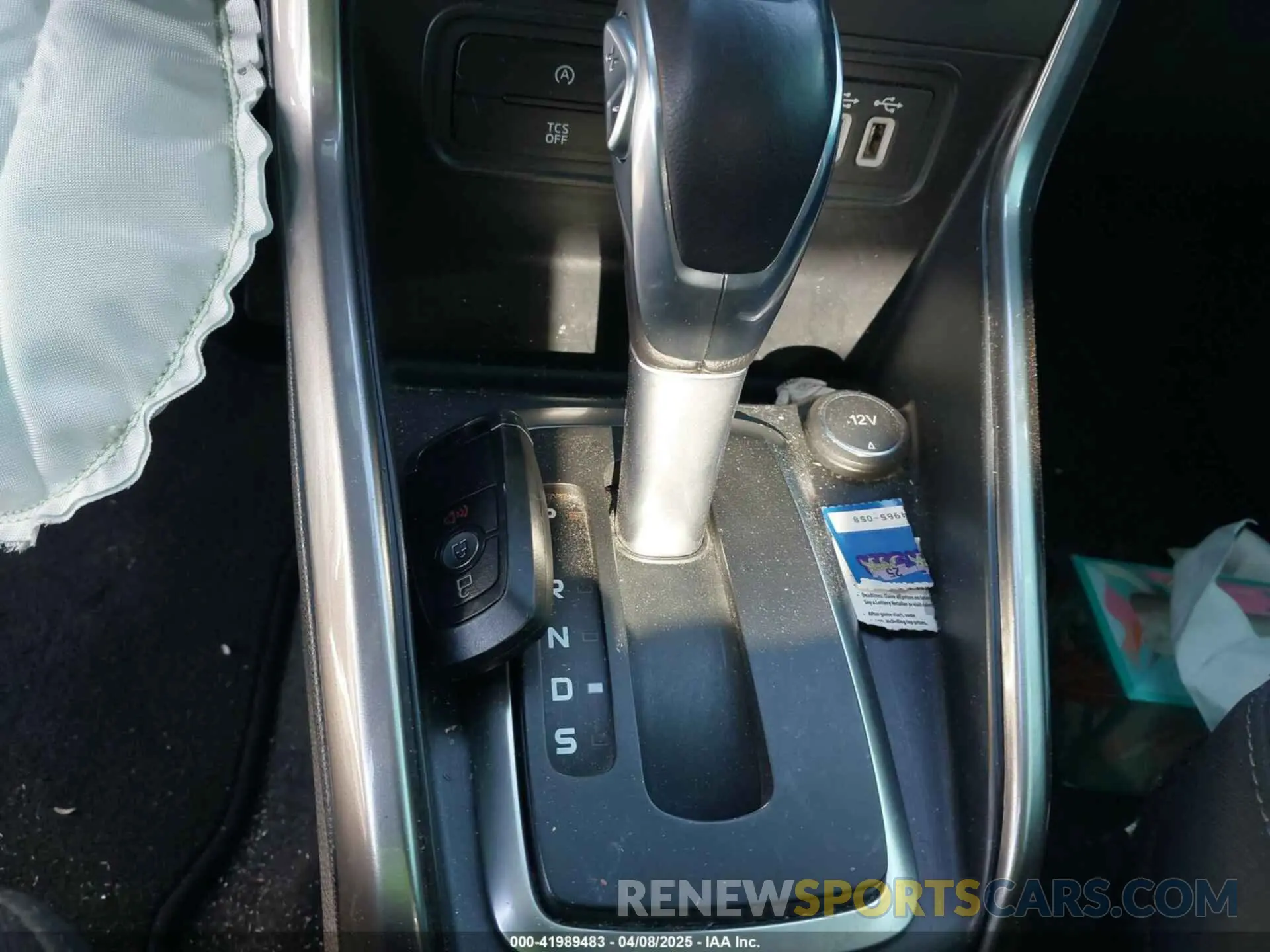 11 fotografías del automóvil dañado MAJ3S2GE3MC431771 FORD ECOSPORT 2021