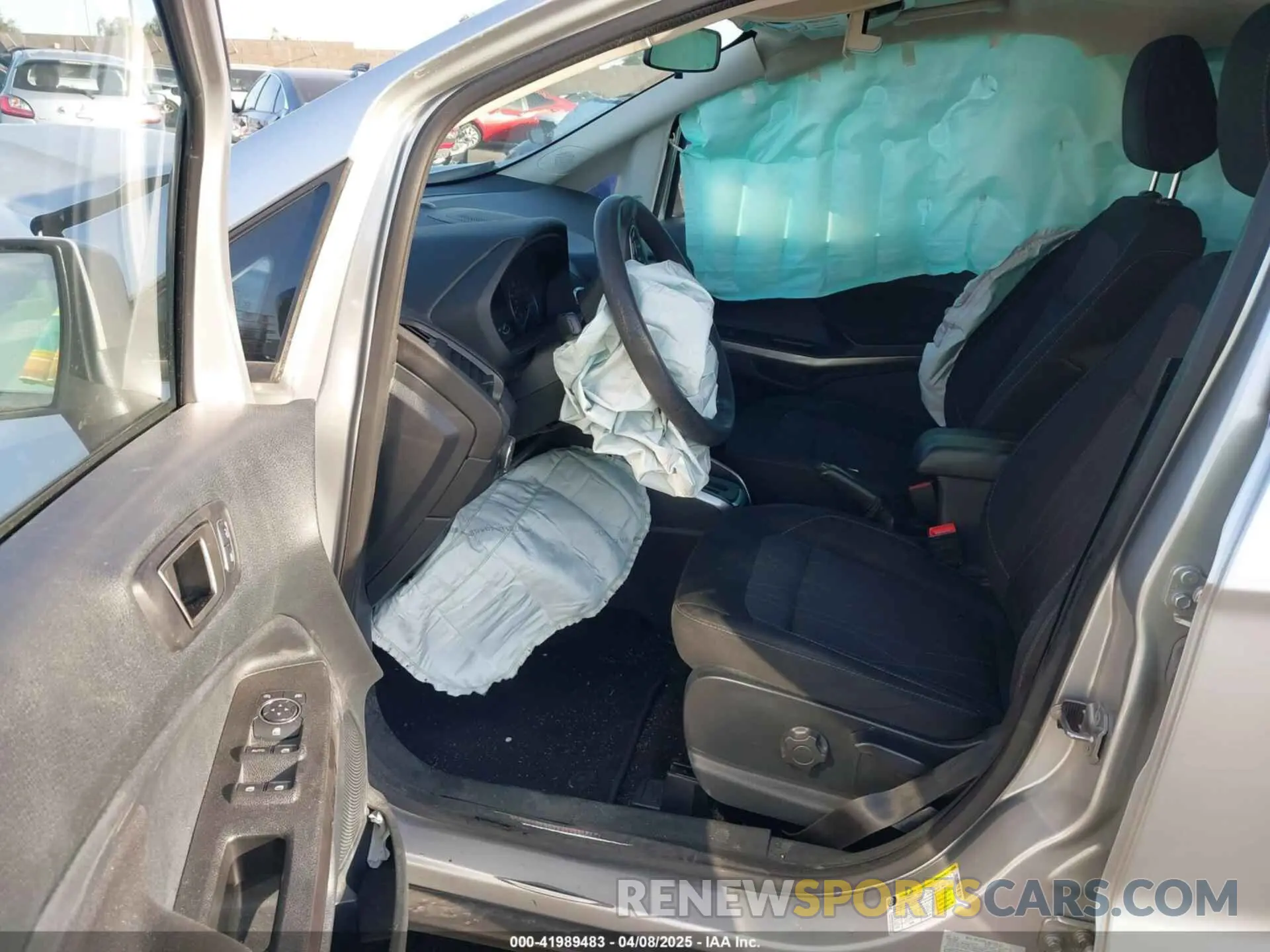 5 fotografías del automóvil dañado MAJ3S2GE3MC431771 FORD ECOSPORT 2021