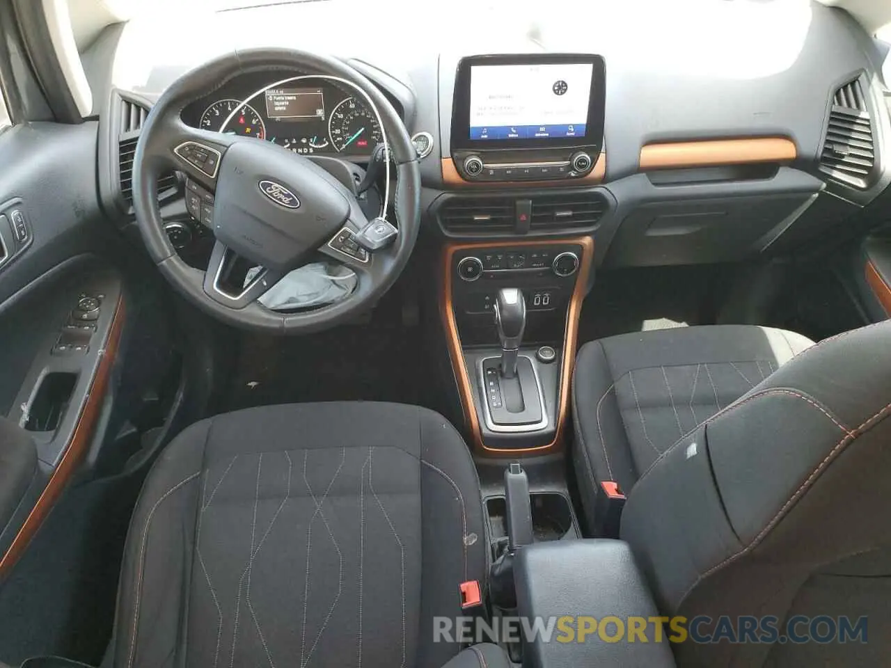 8 fotografías del automóvil dañado MAJ3S2GE3MC449705 FORD ECOSPORT 2021