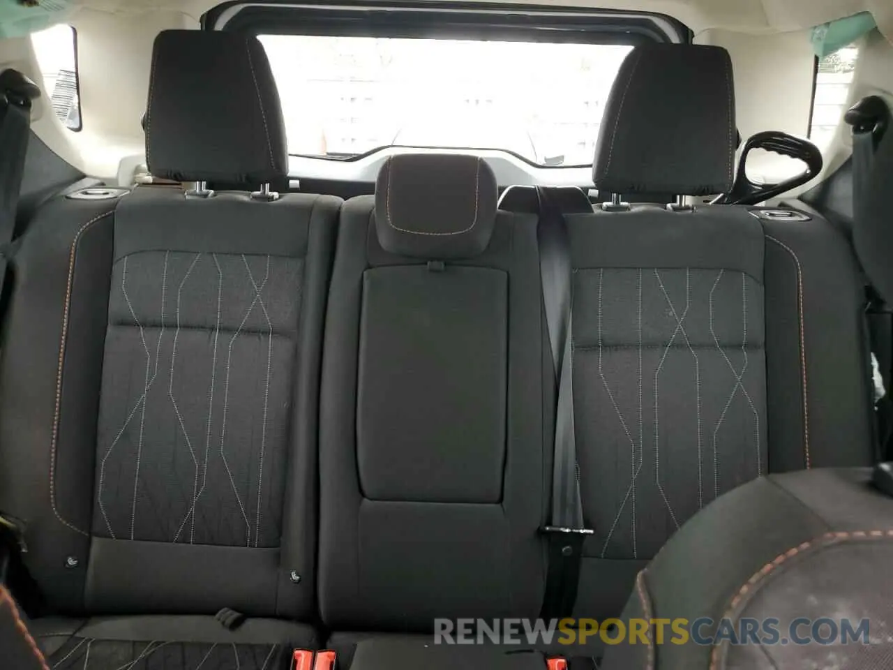 10 fotografías del automóvil dañado MAJ3S2GE4MC437224 FORD ECOSPORT 2021