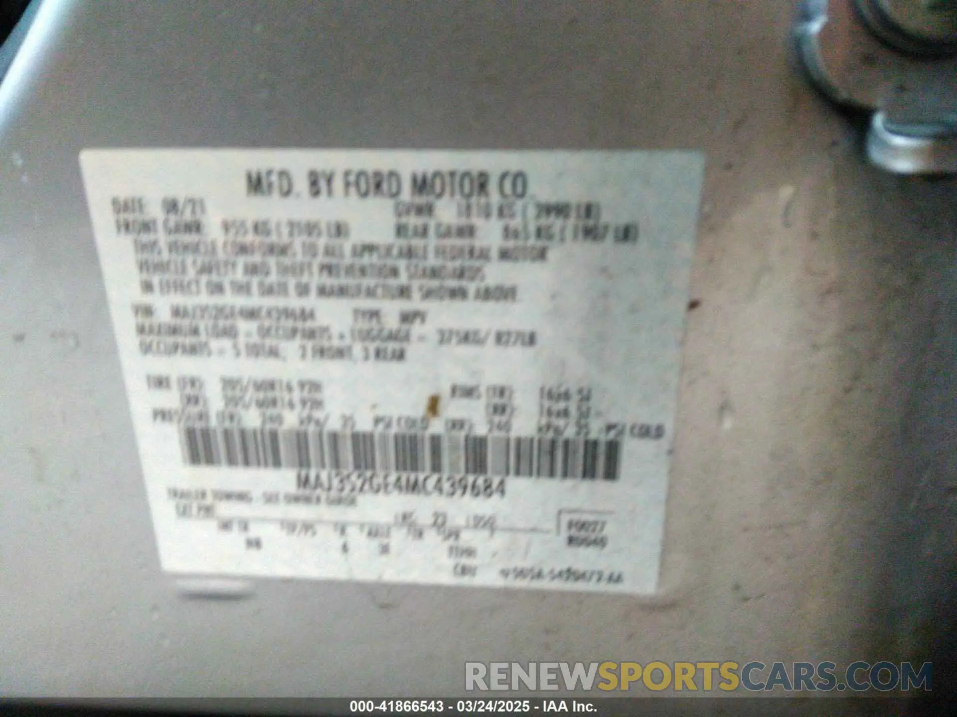 9 fotografías del automóvil dañado MAJ3S2GE4MC439684 FORD ECOSPORT 2021