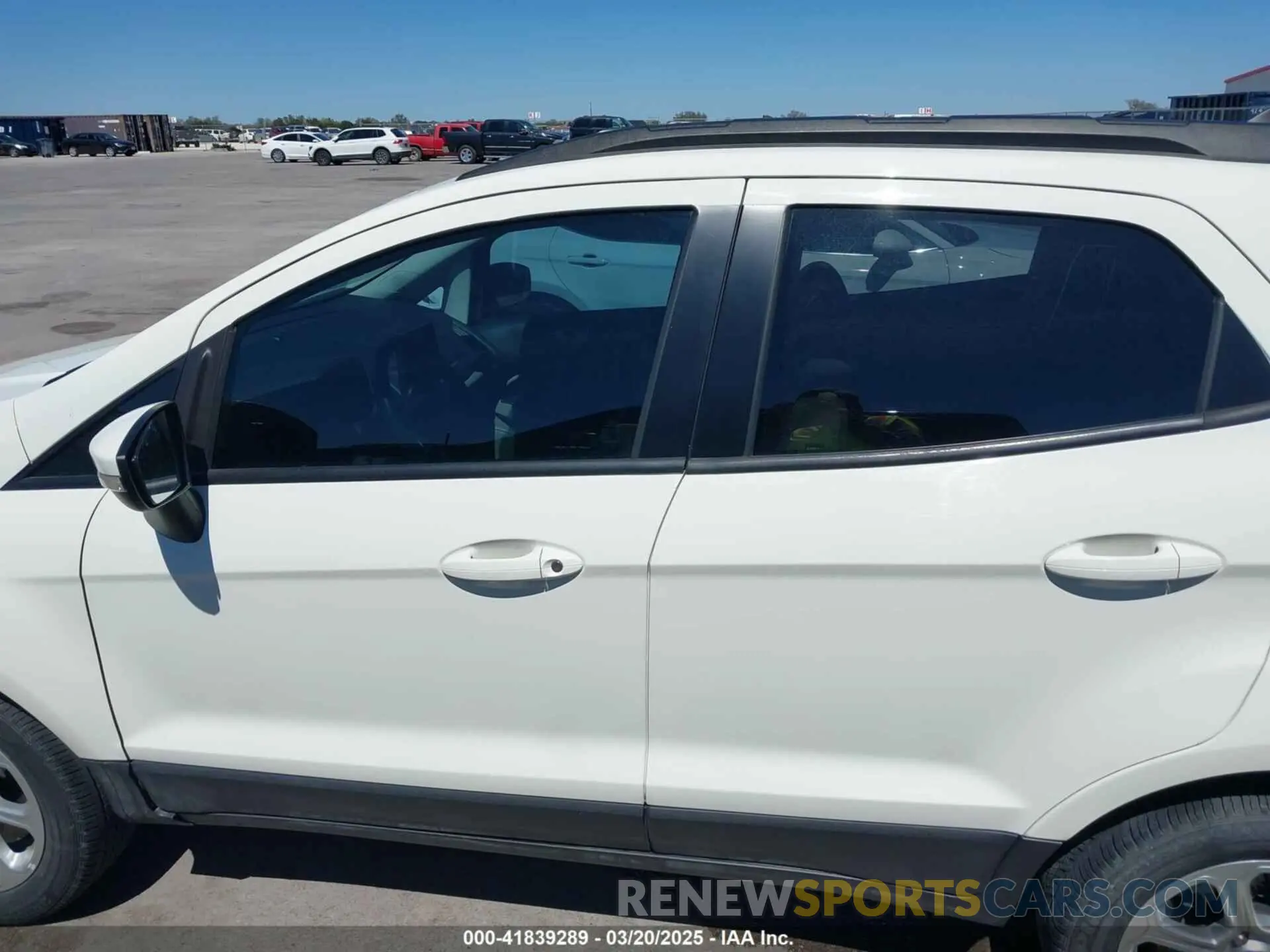 15 fotografías del automóvil dañado MAJ3S2GE4MC439992 FORD ECOSPORT 2021