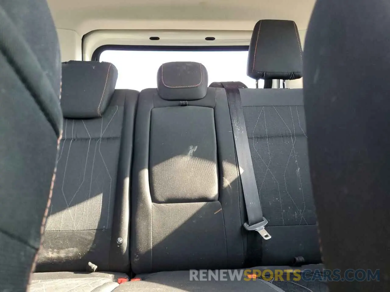 10 fotografías del automóvil dañado MAJ3S2GE4MC444366 FORD ECOSPORT 2021
