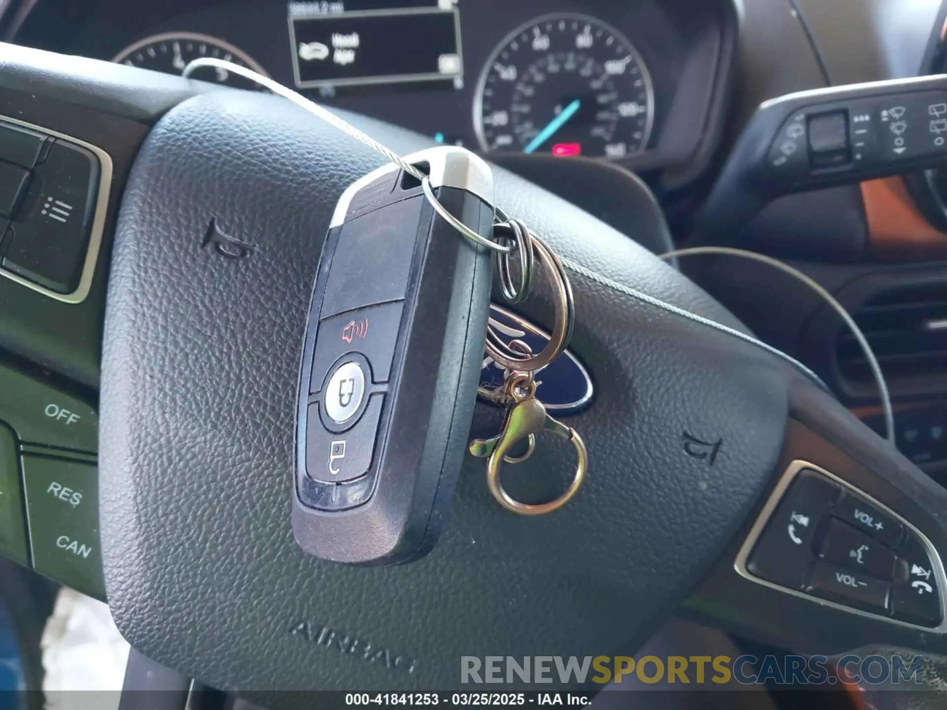 11 fotografías del automóvil dañado MAJ3S2GE4MC445646 FORD ECOSPORT 2021