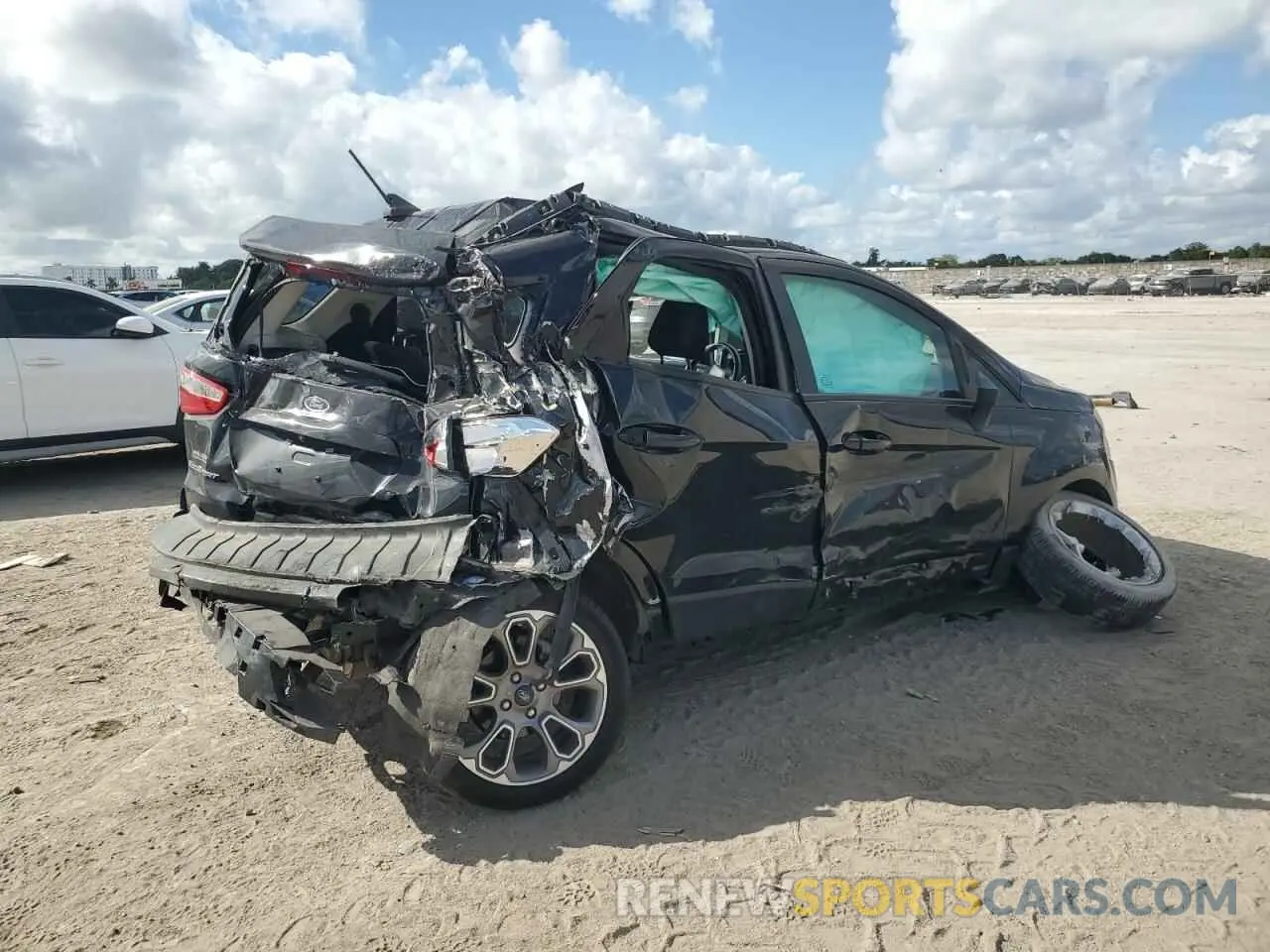 3 fotografías del automóvil dañado MAJ3S2GE4MC447414 FORD ECOSPORT 2021