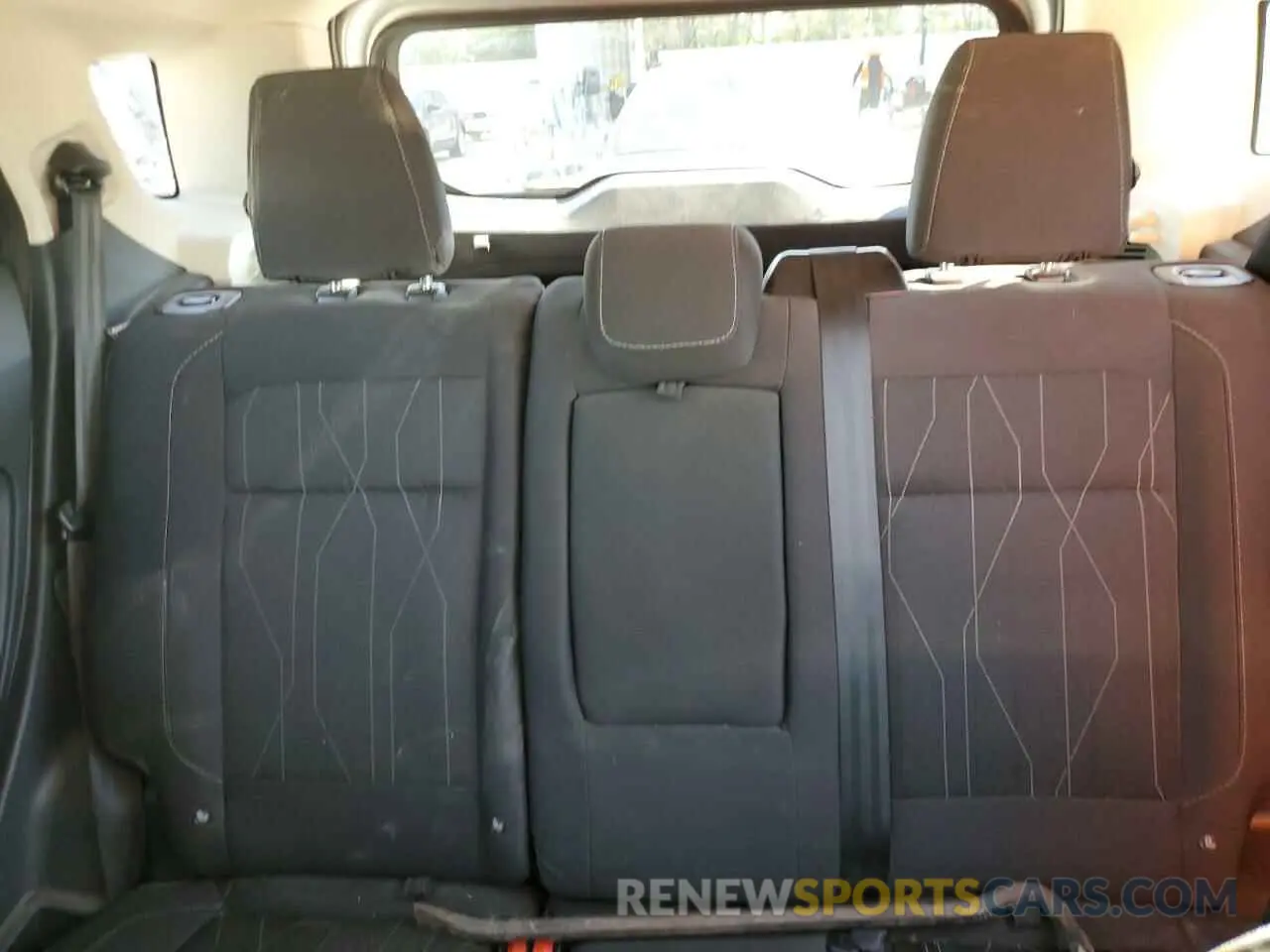 10 fotografías del automóvil dañado MAJ3S2GE4MC450054 FORD ECOSPORT 2021