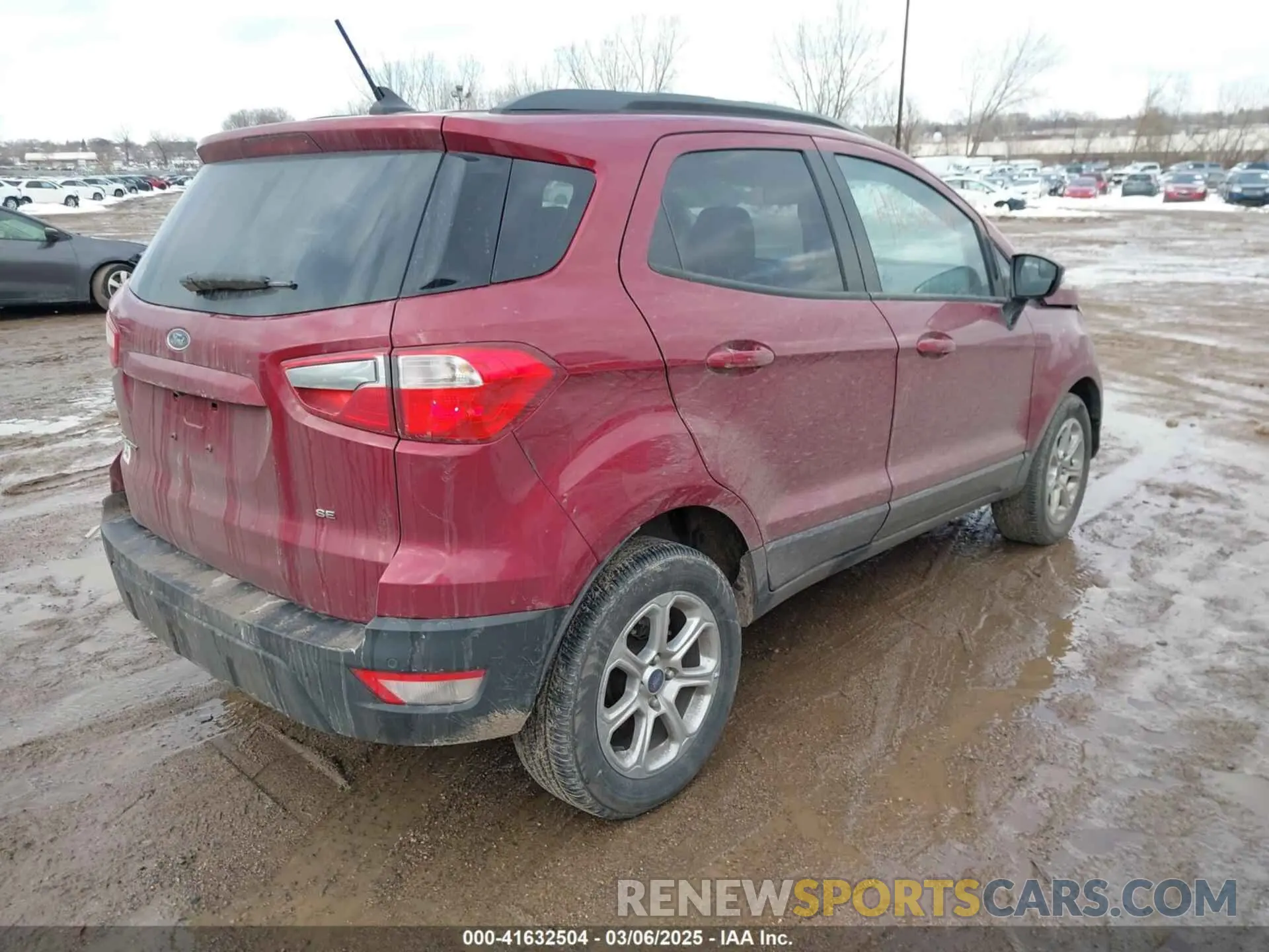 4 fotografías del automóvil dañado MAJ3S2GE5MC446322 FORD ECOSPORT 2021