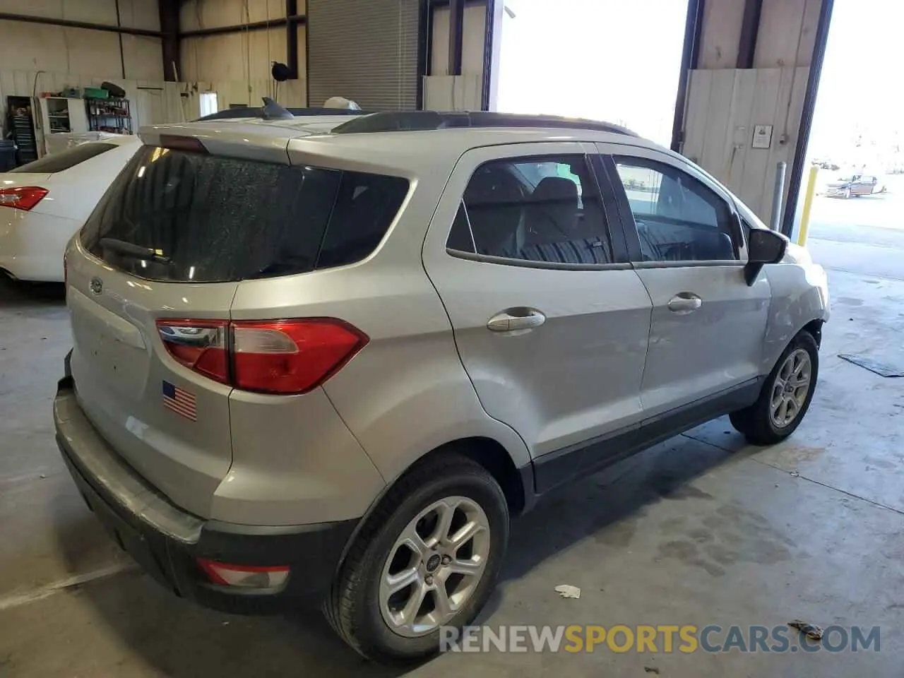 3 fotografías del automóvil dañado MAJ3S2GE6MC438682 FORD ECOSPORT 2021