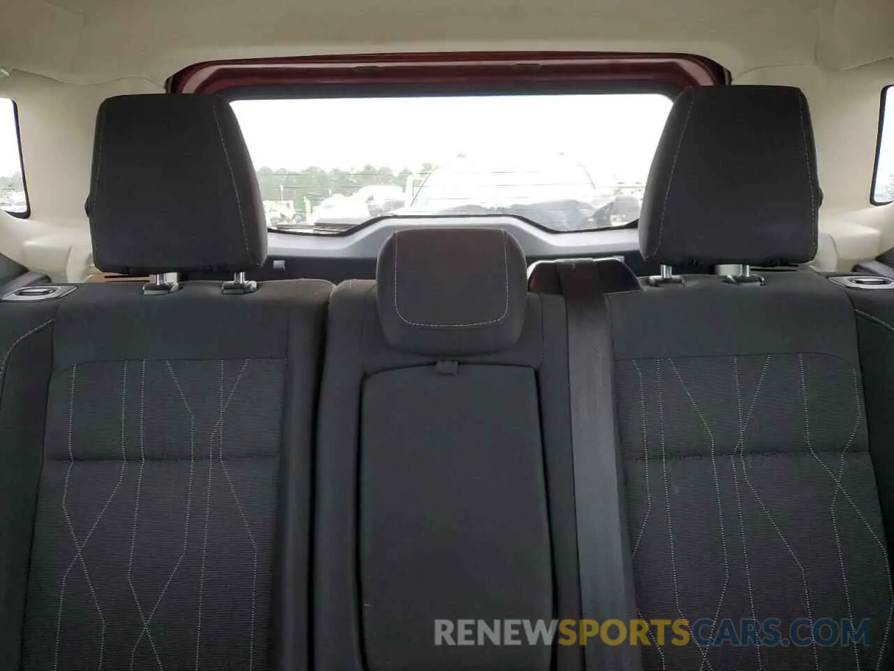 10 fotografías del automóvil dañado MAJ3S2GE6MC442456 FORD ECOSPORT 2021