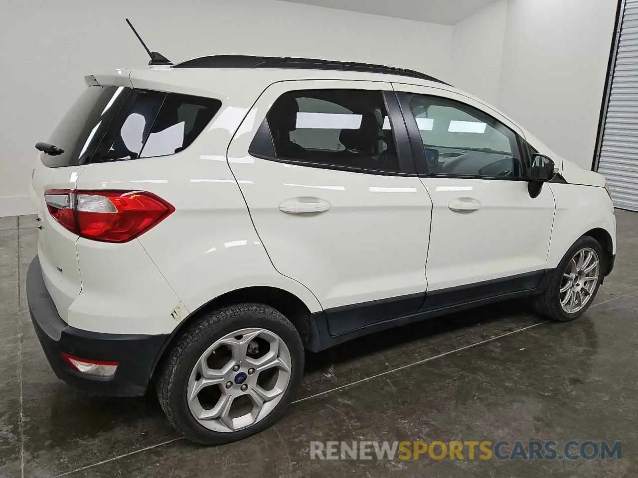 3 fotografías del automóvil dañado MAJ3S2GE6MC444725 FORD ECOSPORT 2021