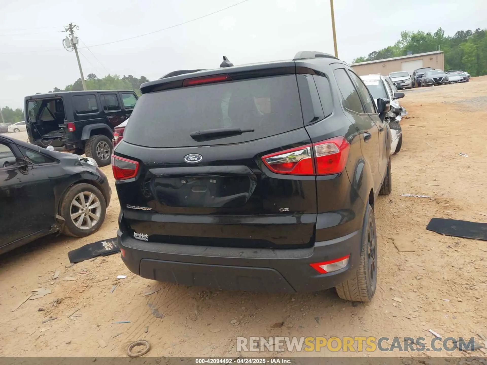 15 fotografías del automóvil dañado MAJ3S2GE6MC456731 FORD ECOSPORT 2021